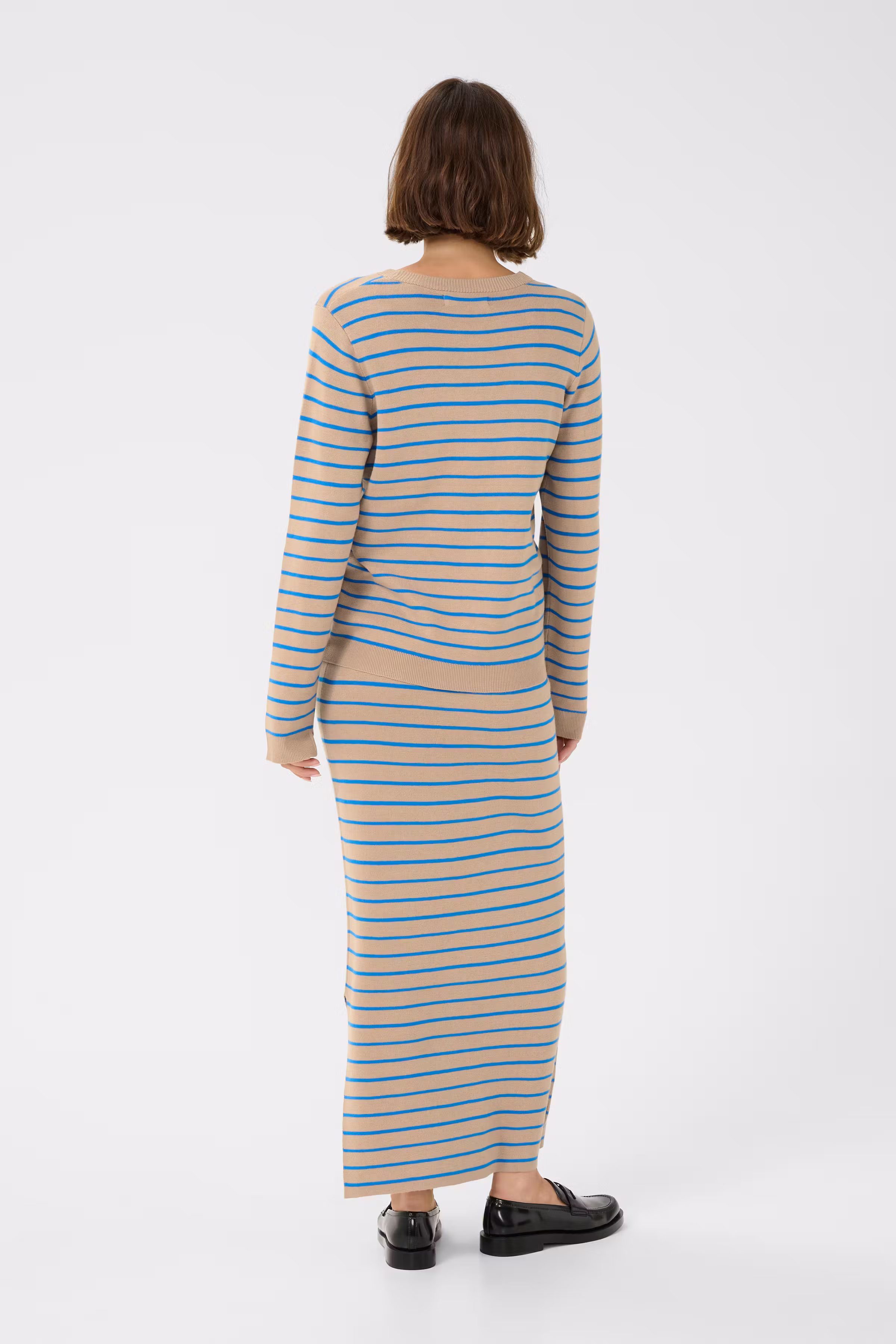 CUebba Pullover LOOKBOOK BACK 50111975-107833