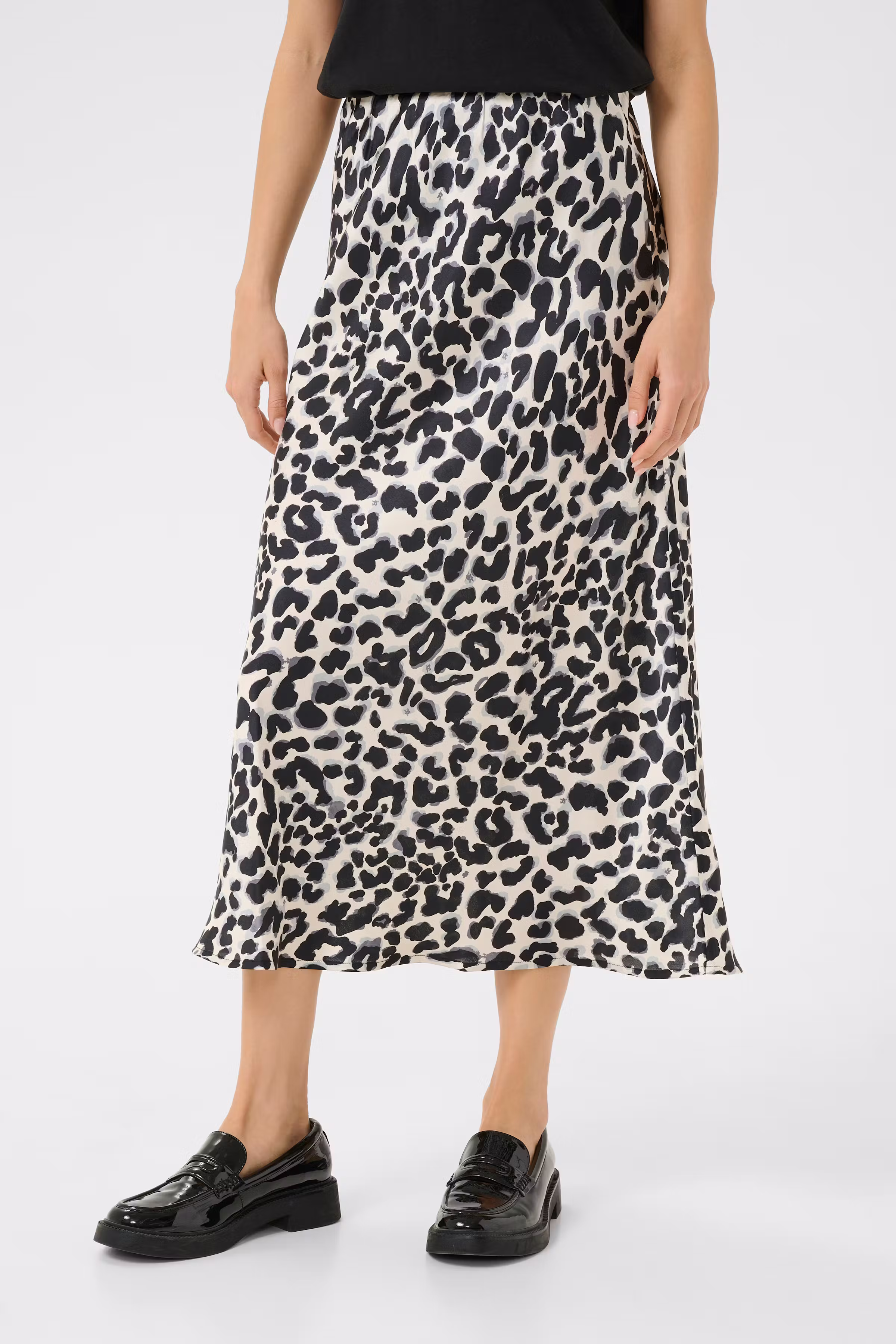 KAjune Skjørt LOOKBOOK FRONT 10510183-107798