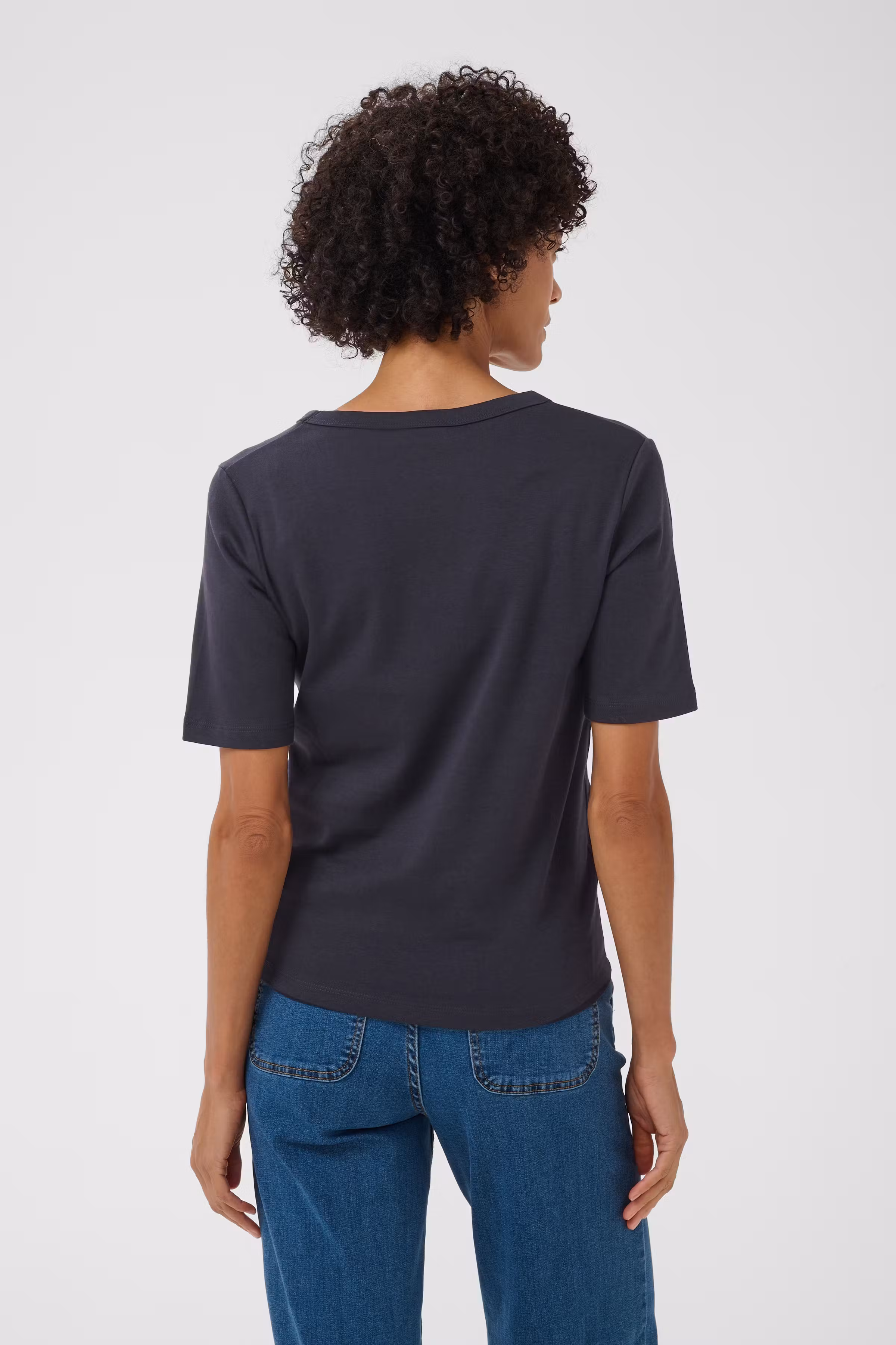 RatansaPW T-shirt LOOKBOOK BACK 30309871-194013