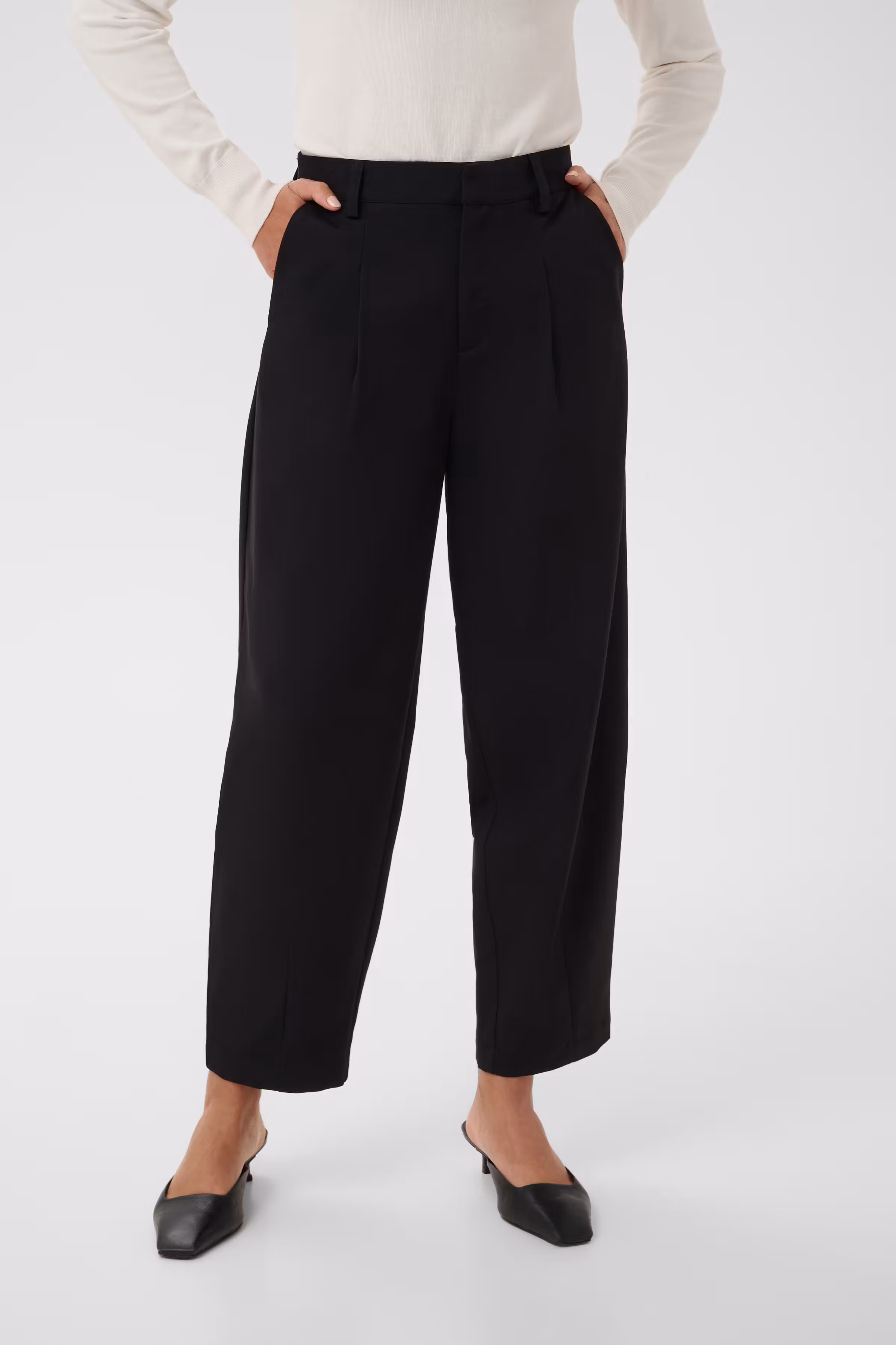 KAsakura Hose LOOKBOOK FRONT 10512298-100121