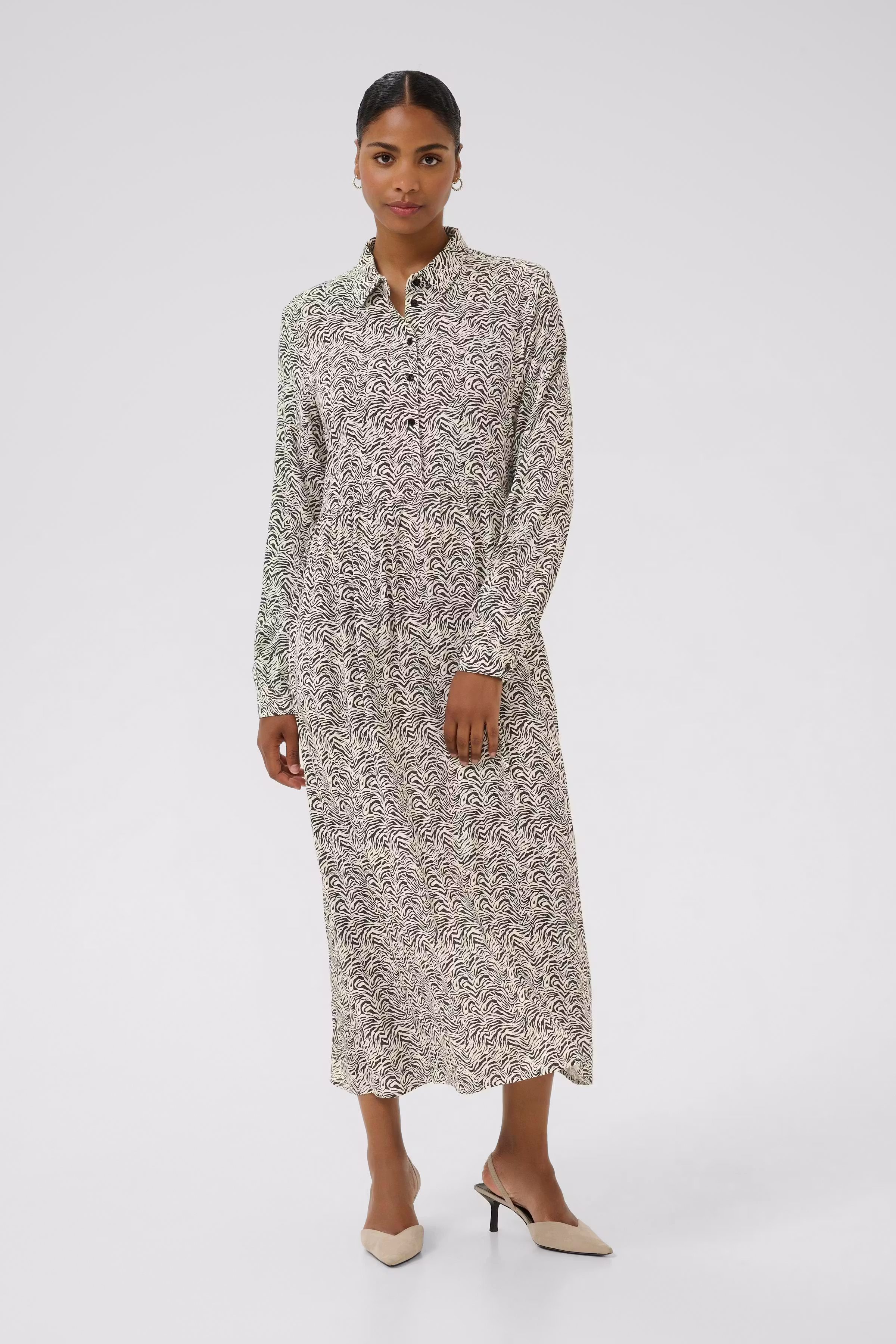 KAmiriam Skirt LOOKBOOK FRONT 10510552-108215