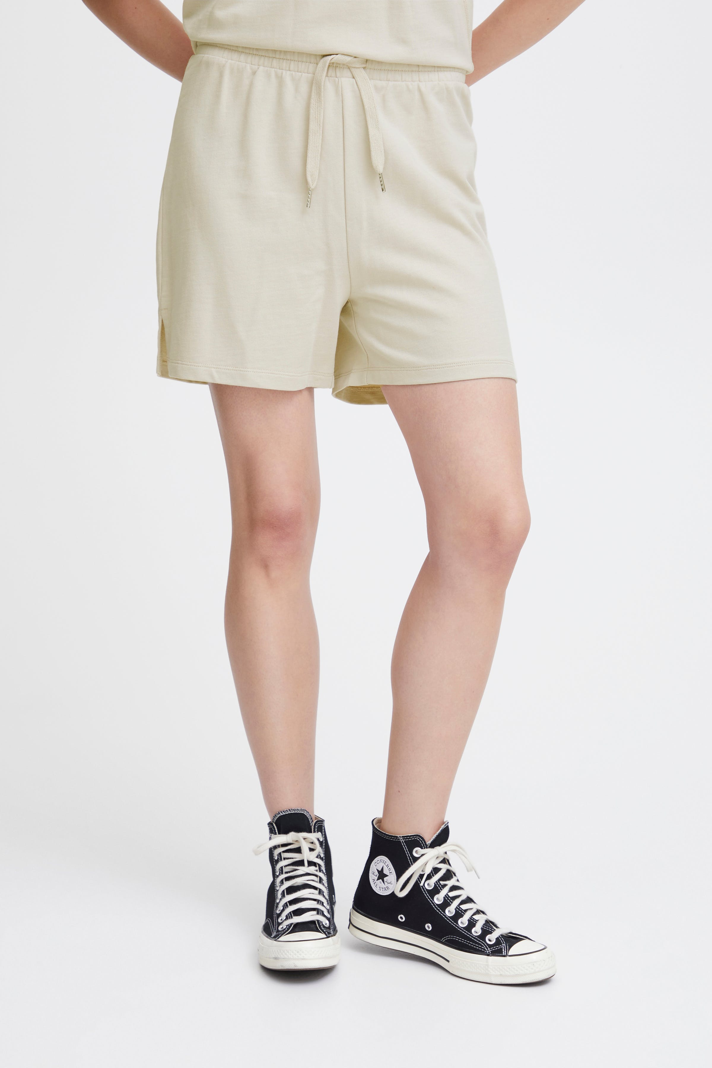 IHOCIE Shorts LOOKBOOK FRONT 20120769-140000
