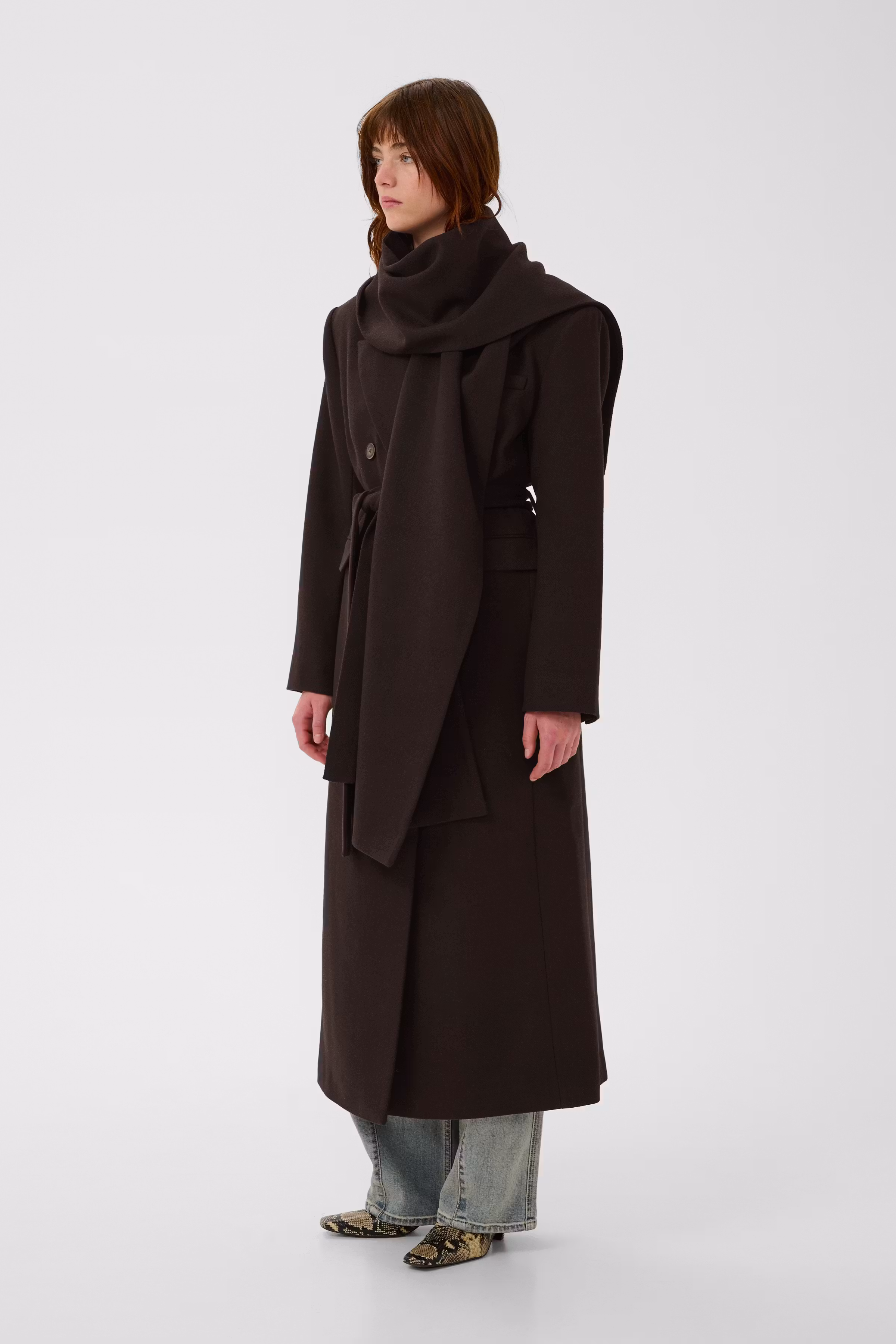 GZvenja Tuch LOOKBOOK BACK 10911554-191018