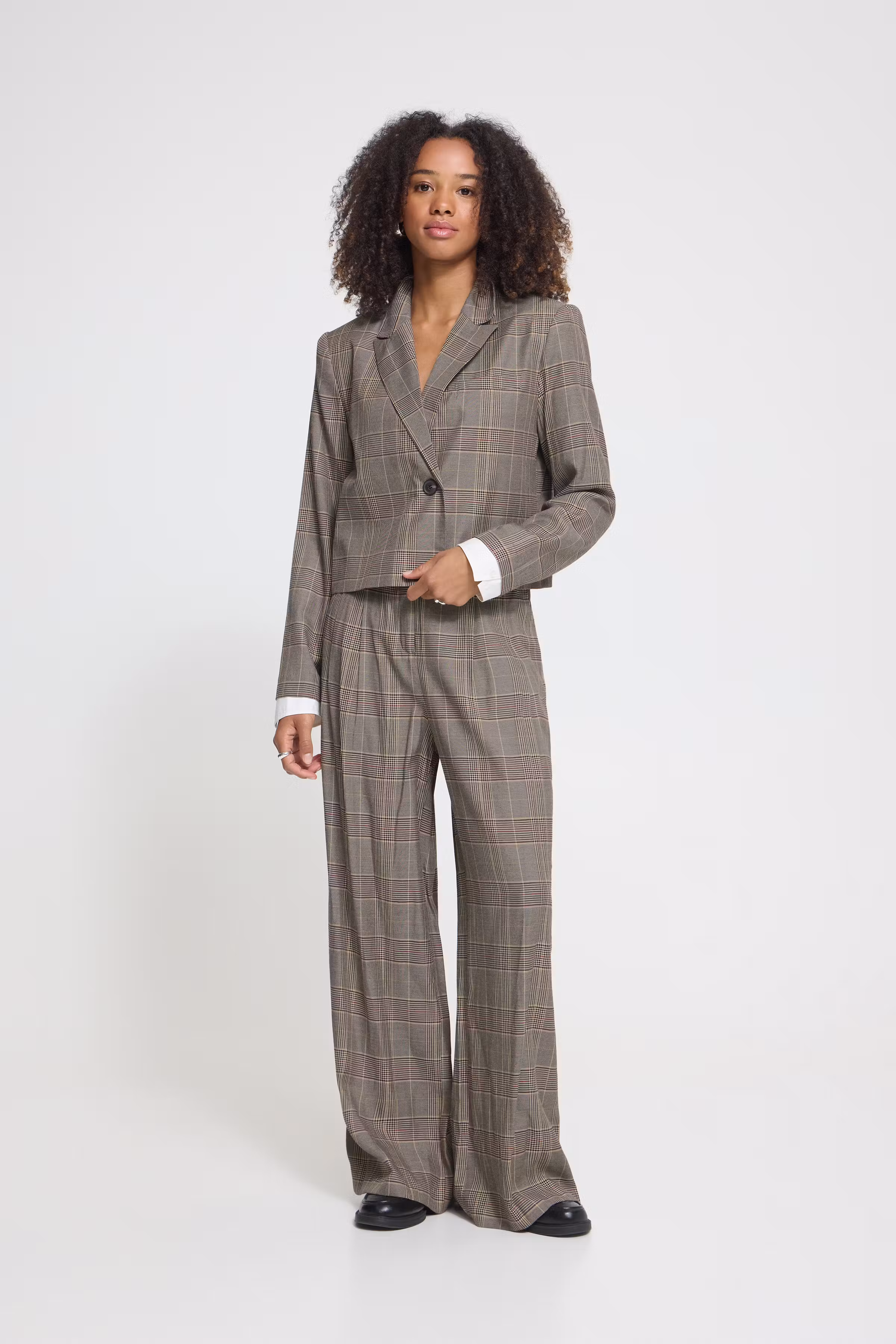 IHLAITO Blazer LOOKBOOK FRONT 20126316-900009178