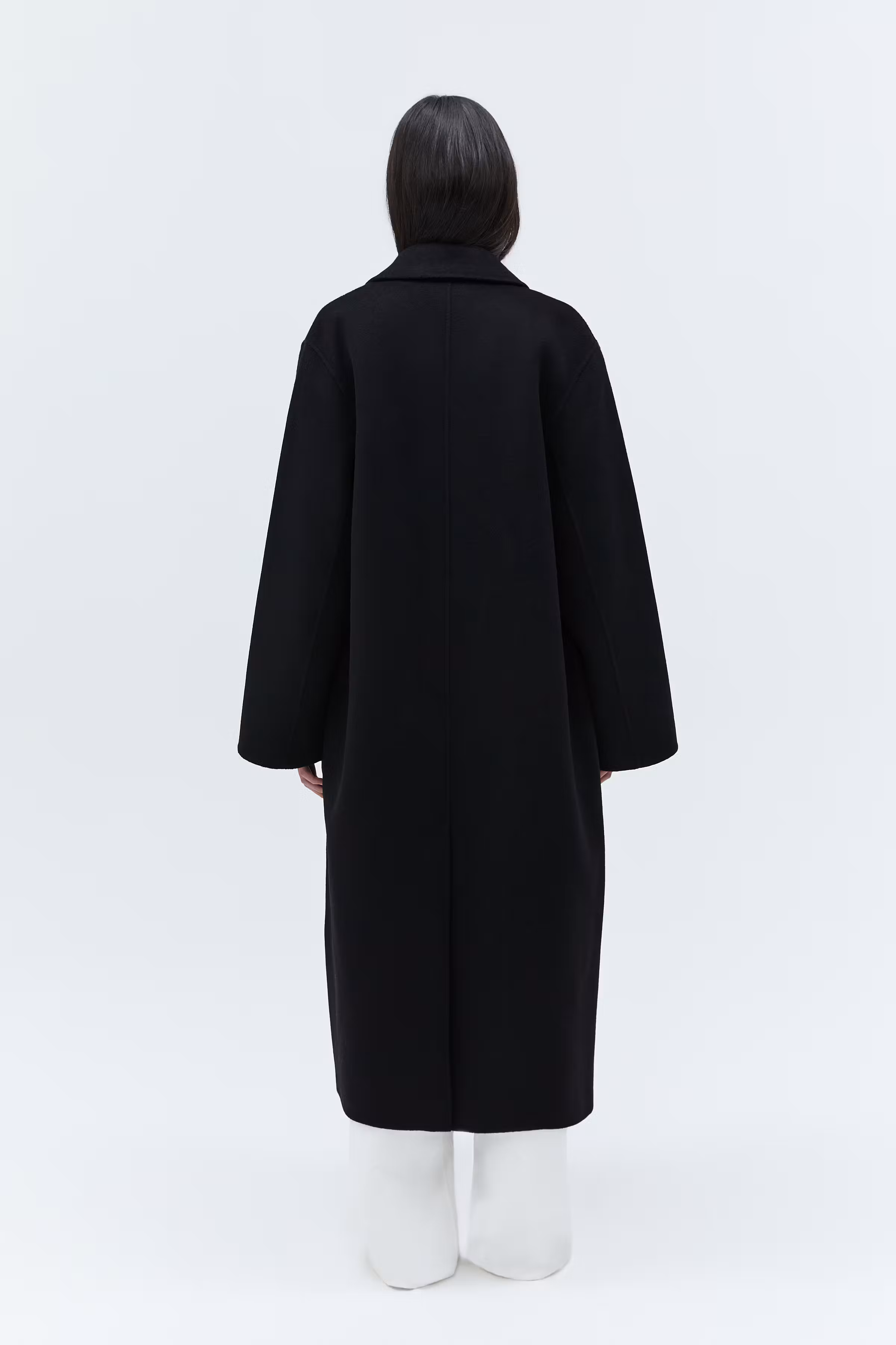 IOCLARA Coat LOOKBOOK BACK 30600287-BK999