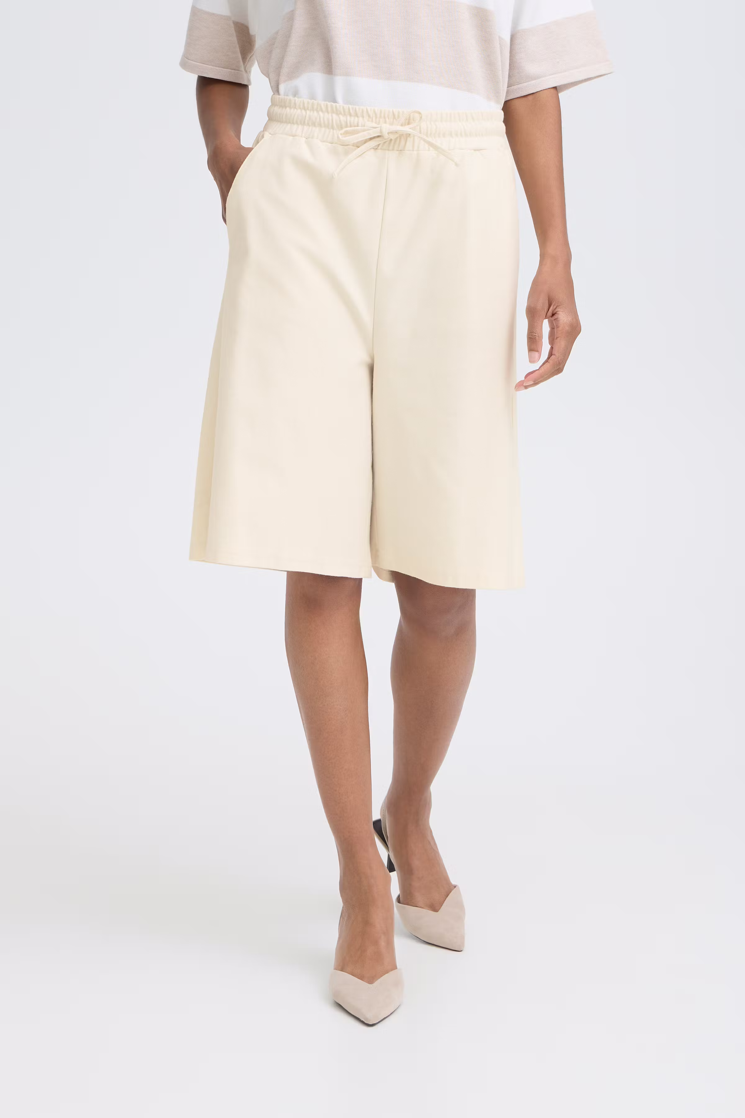 IHKATE Bermuda shorts LOOKBOOK FRONT 20125500-130905