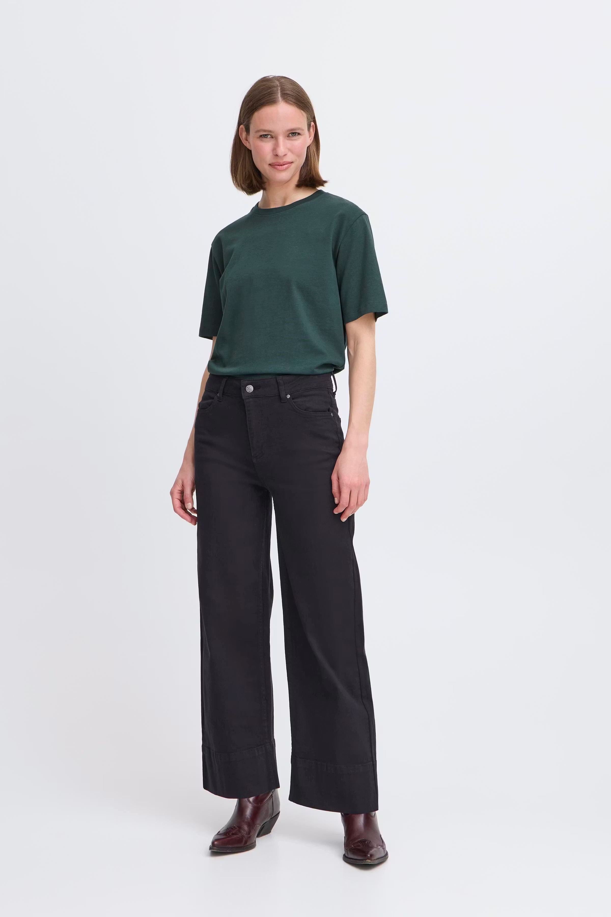 BYTROLLO T-shirt LOOKBOOK FRONT 20814444-194906