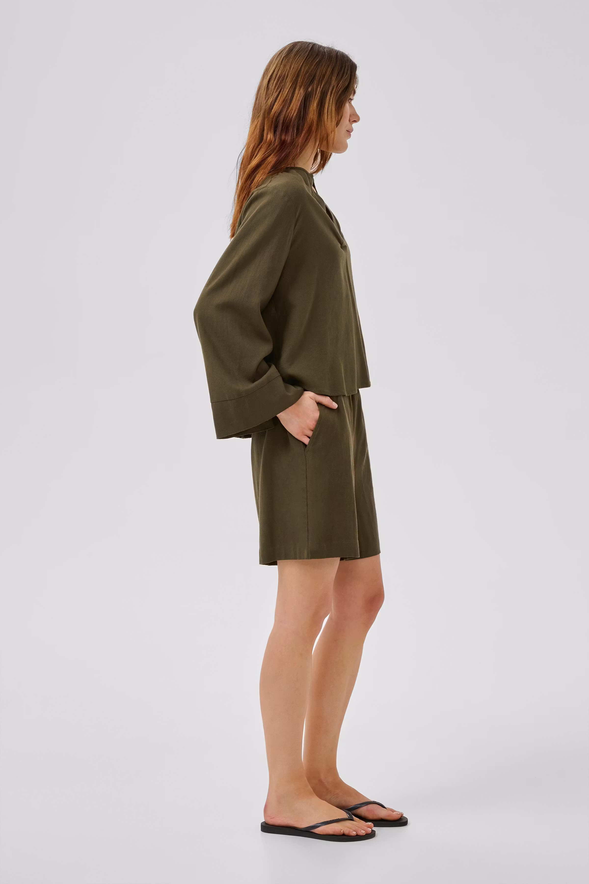 DiasMW Linen Shorts LOOKBOOK DETAIL 10704702-190414