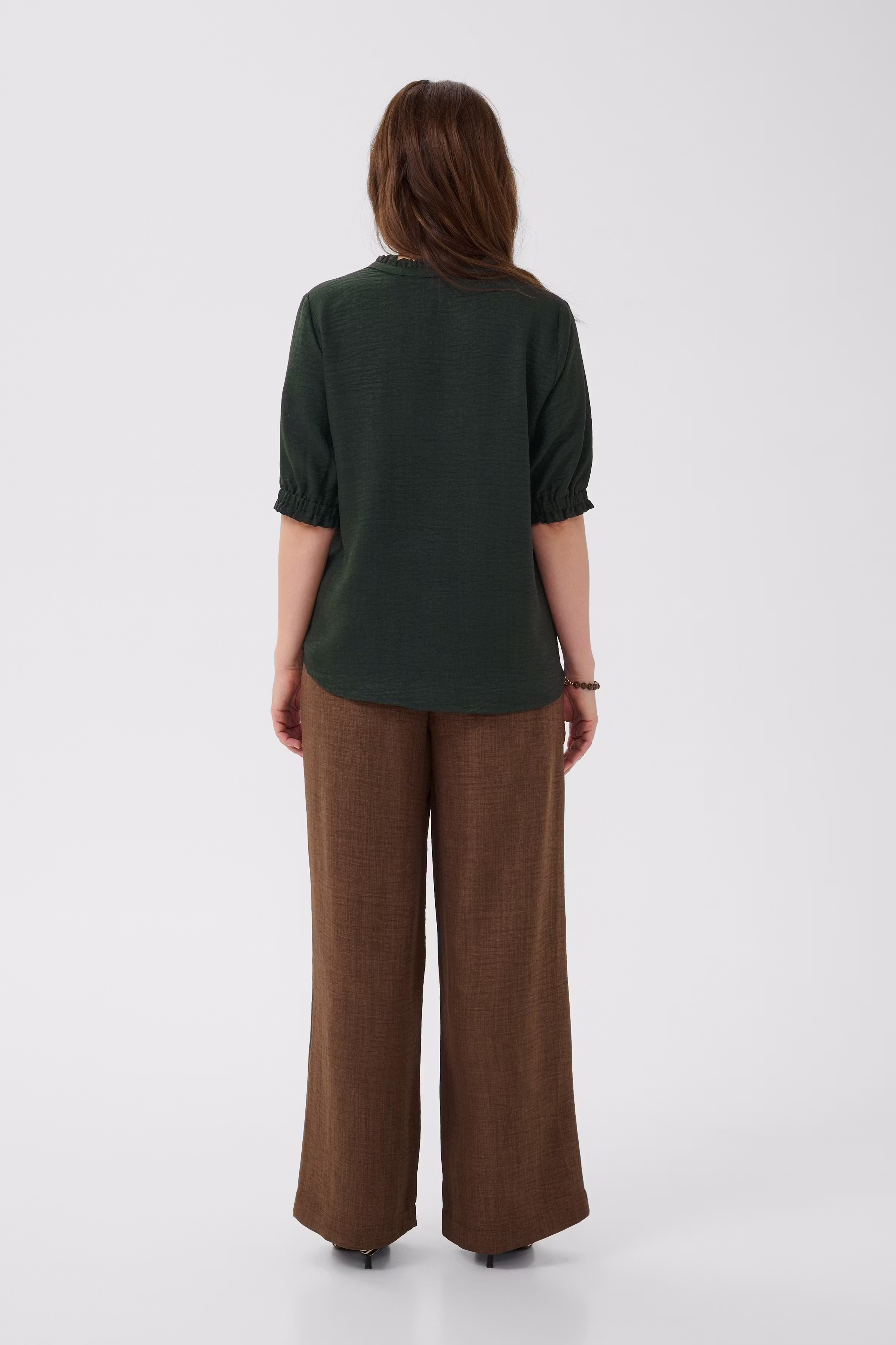 BPoda Blouse LOOKBOOK BACK 40200027-1953501