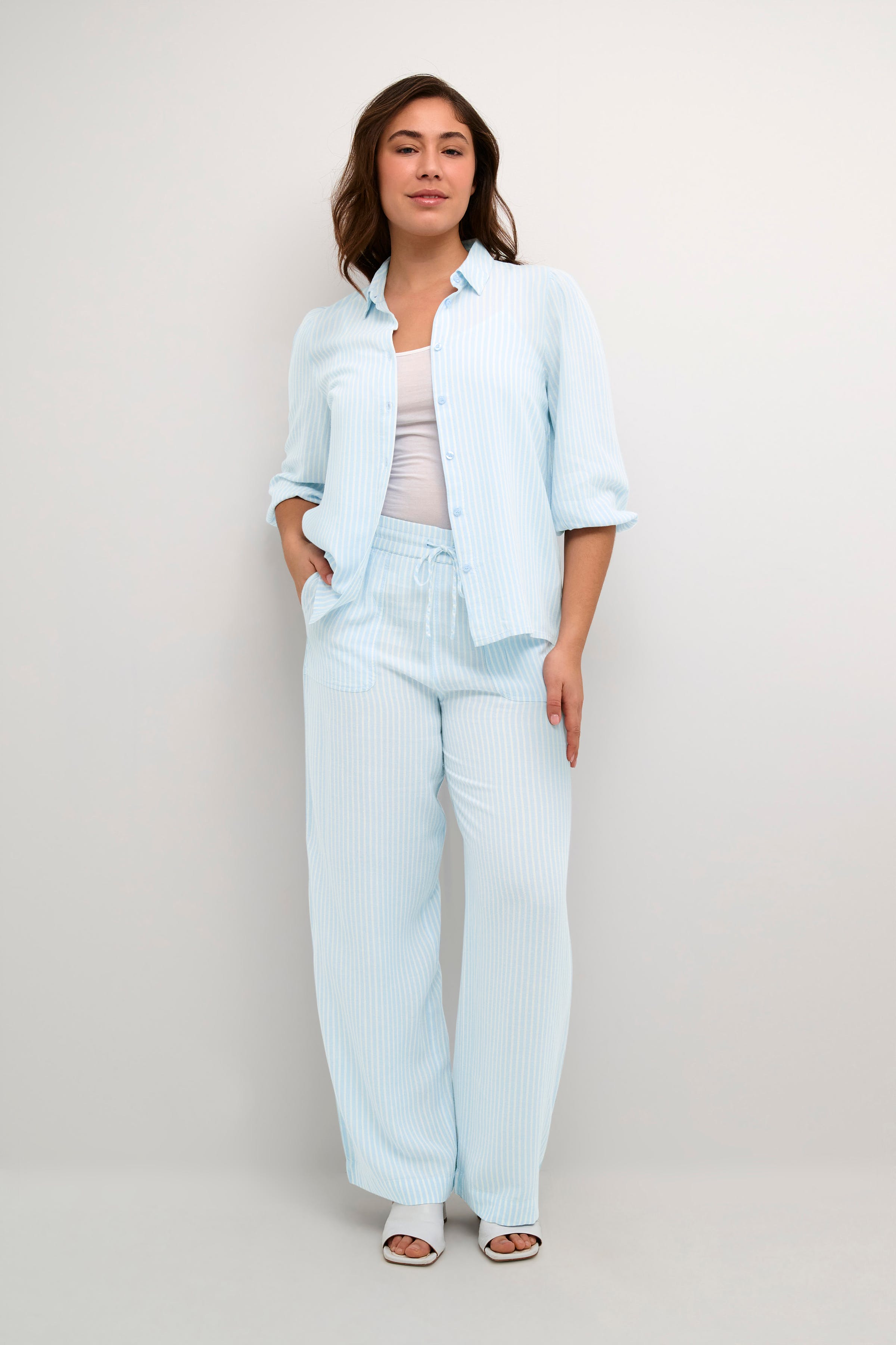 KAmilia Leinen Hose LOOKBOOK FRONT 10508314-105969