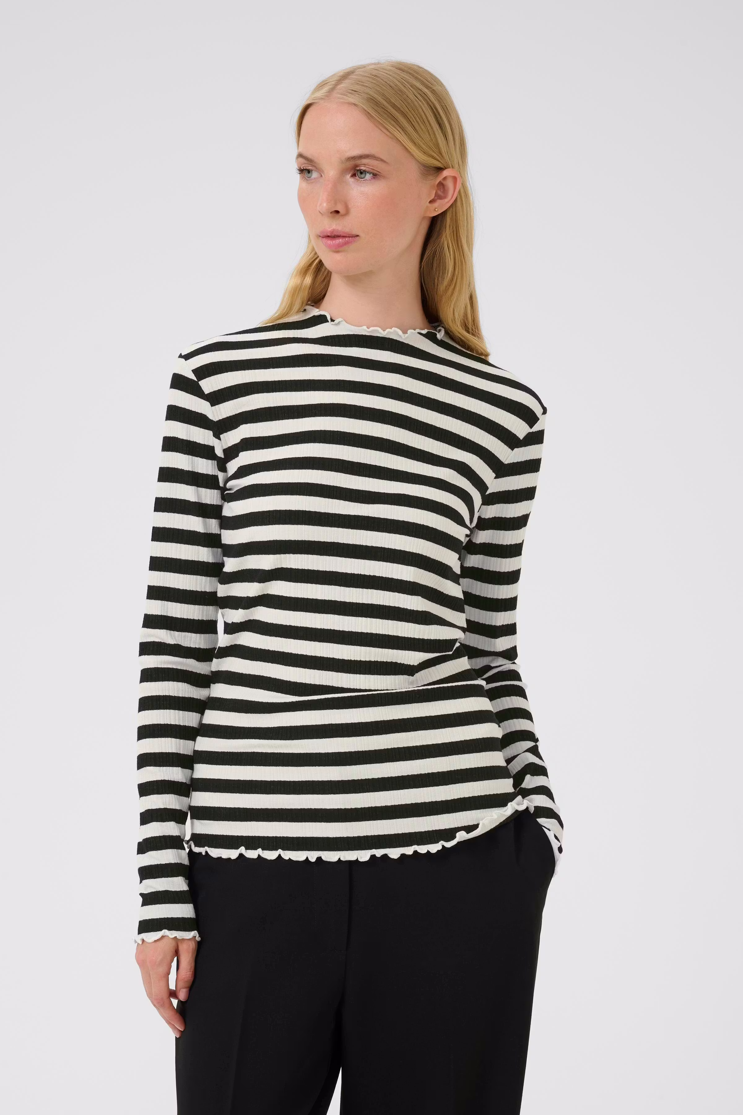 CandaceKB Blusen LOOKBOOK FRONT 10104638-103953