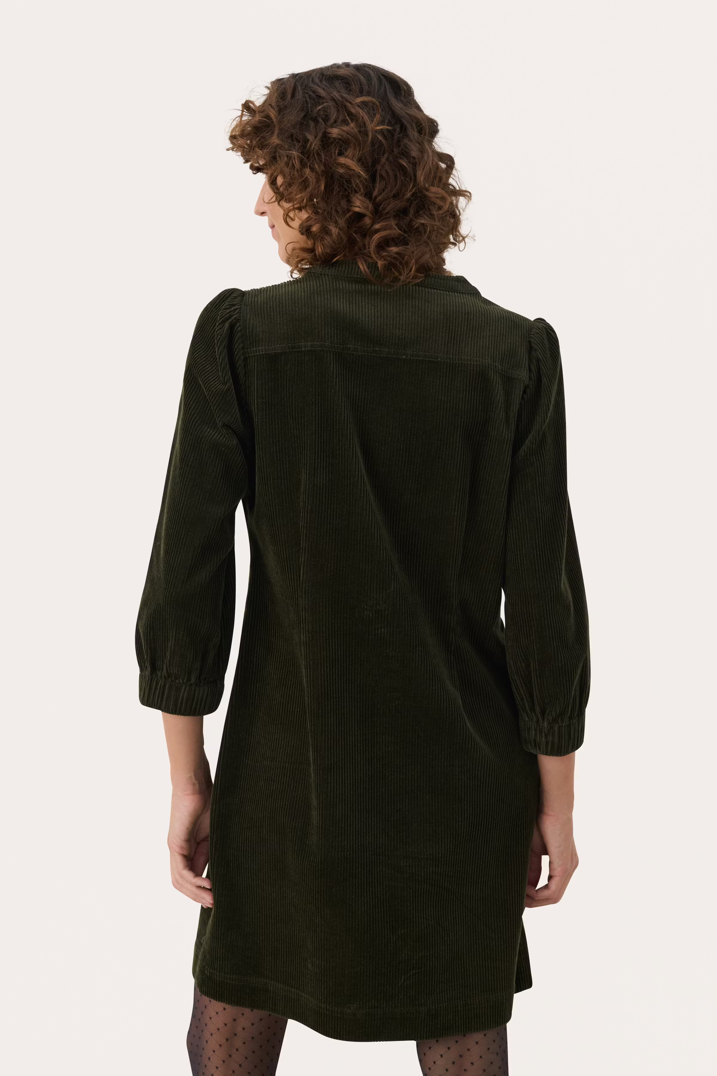 RamitaPW Dress LOOKBOOK BACK 30308114-190509