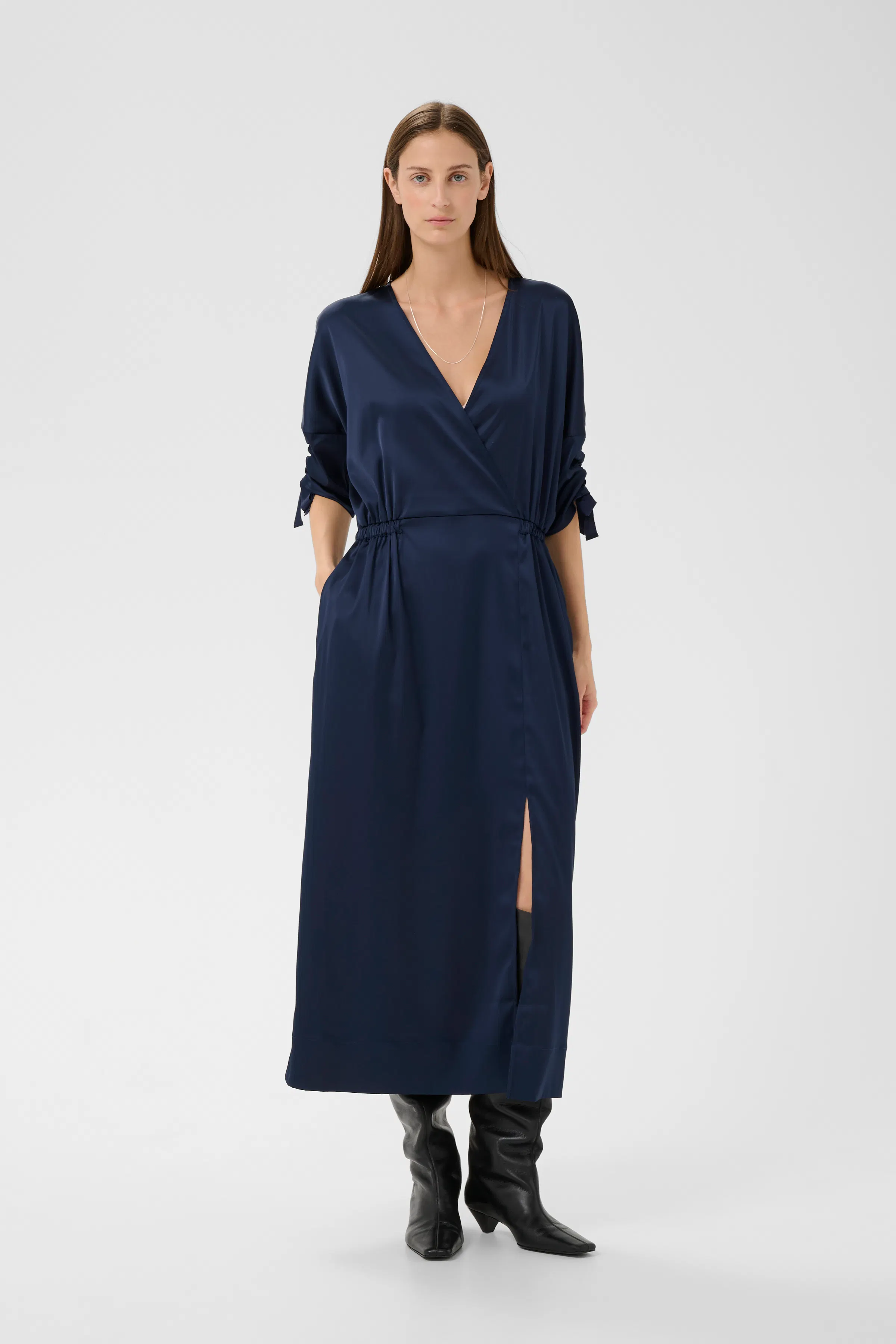LAKEIW Wrap Dress LOOKBOOK FRONT 30112368-193831