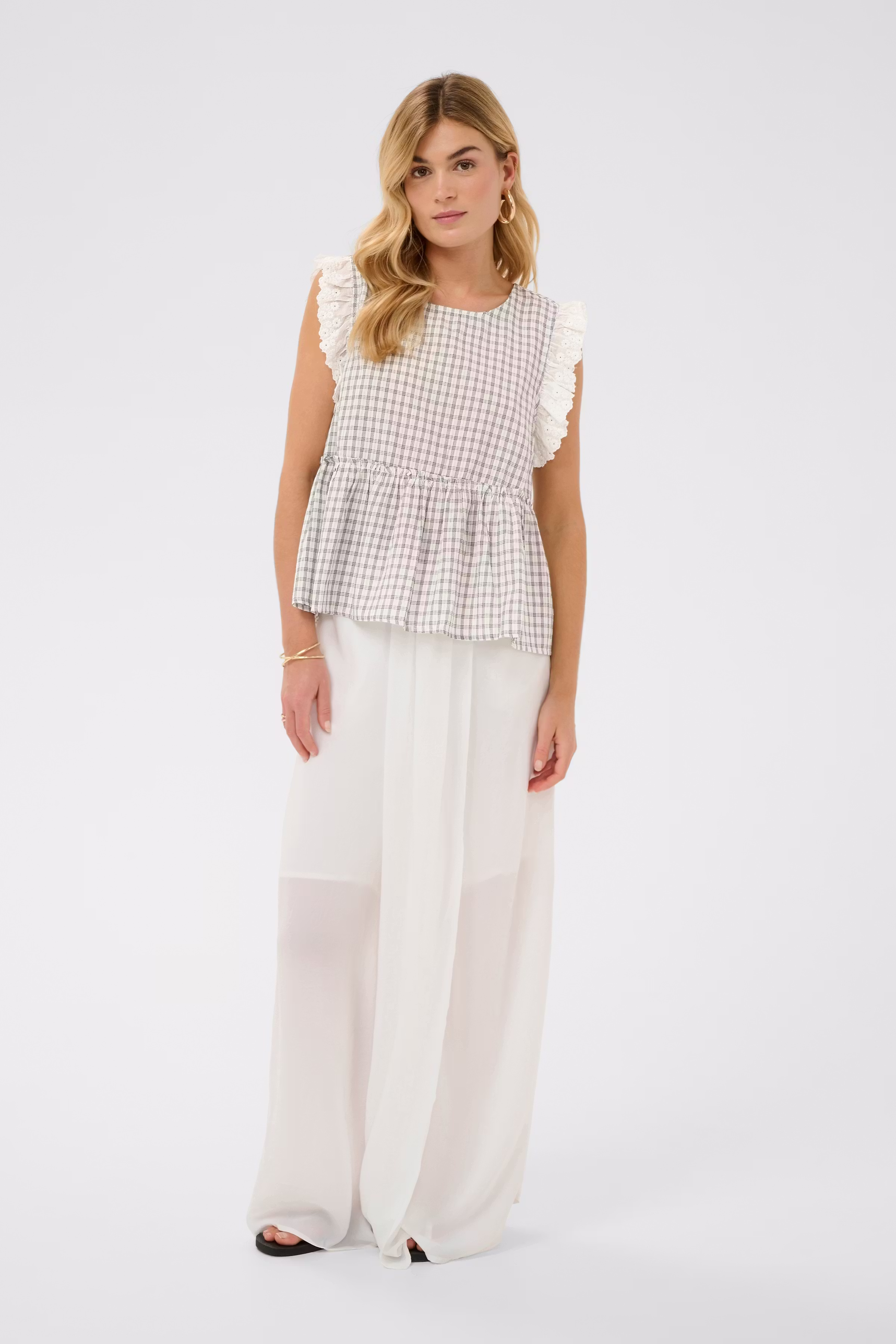 CRMilana Blus LOOKBOOK FRONT 10615264-109670