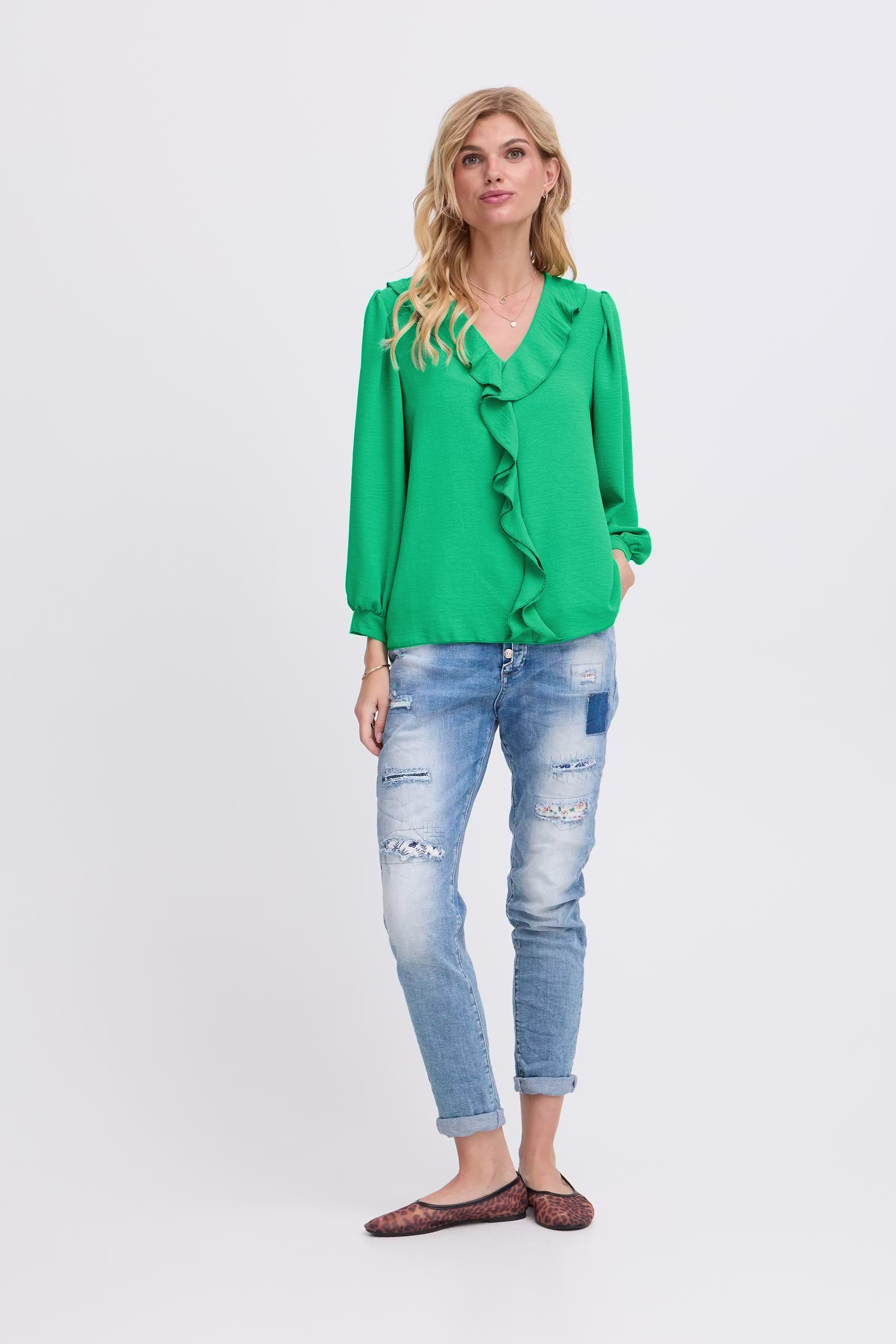 SBBELMO Bluse LOOKBOOK FRONT 22100814-166127