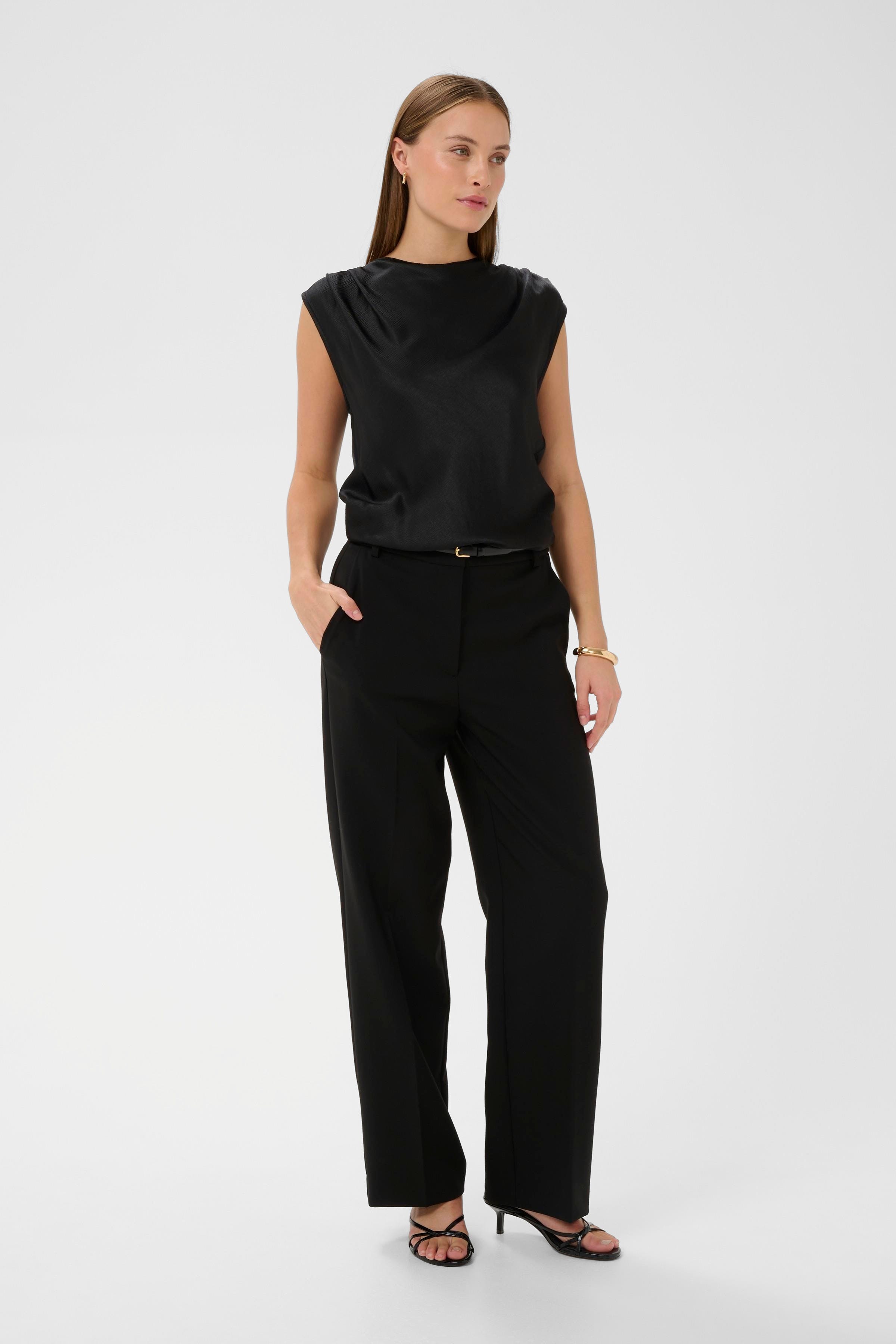 SLMirabella Top LOOKBOOK FRONT 30409056-194008