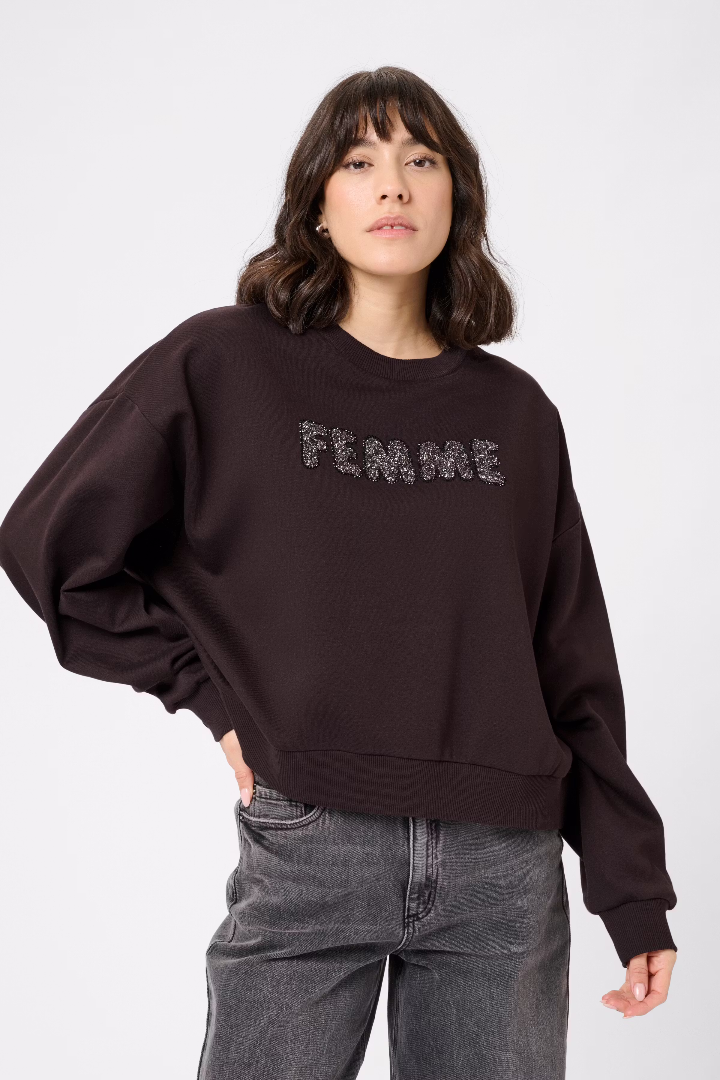 KAlise Sweatshirt LOOKBOOK FRONT 10510868-191111
