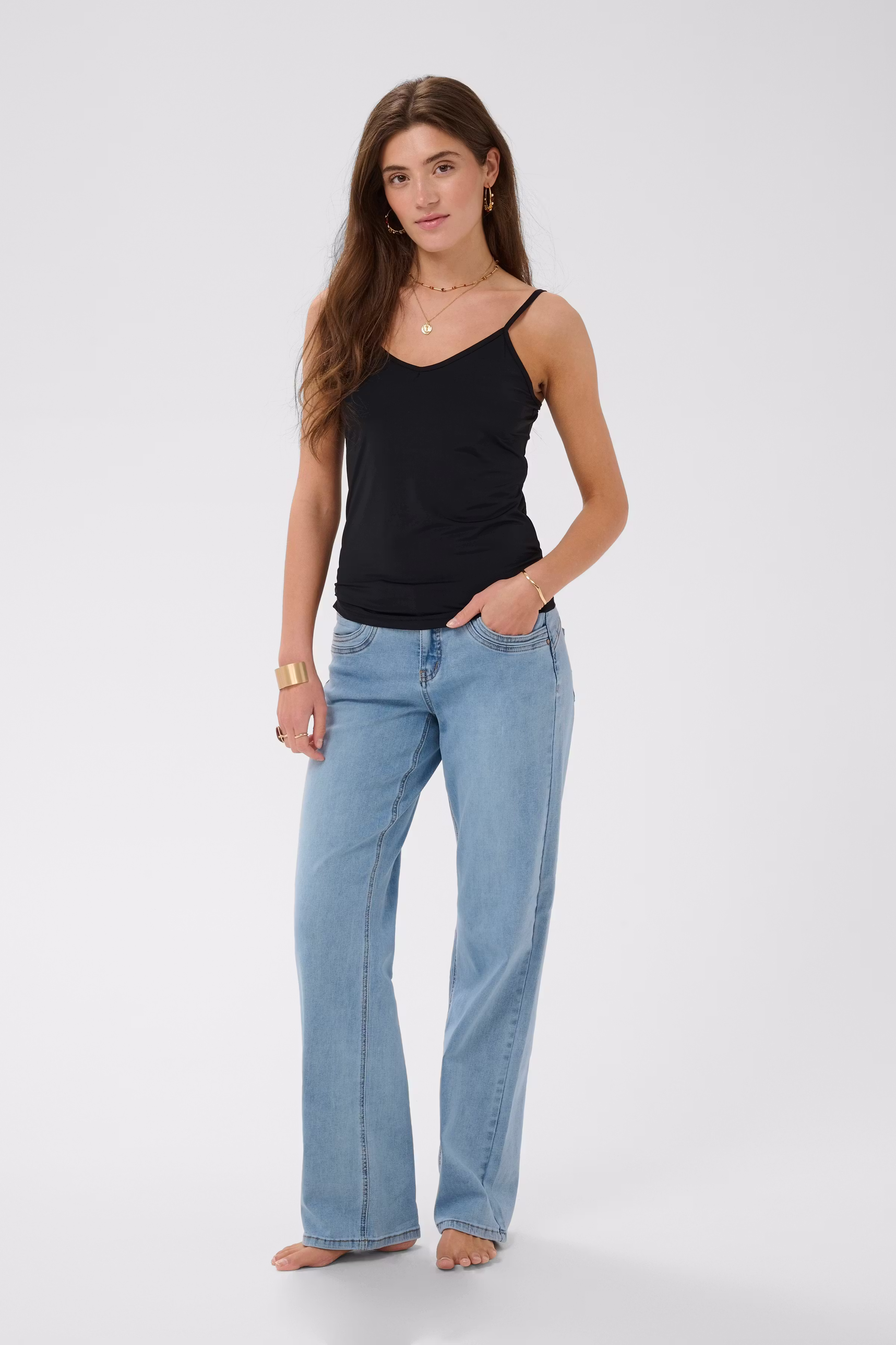 CRLissandra Top LOOKBOOK FRONT 10613215-100120