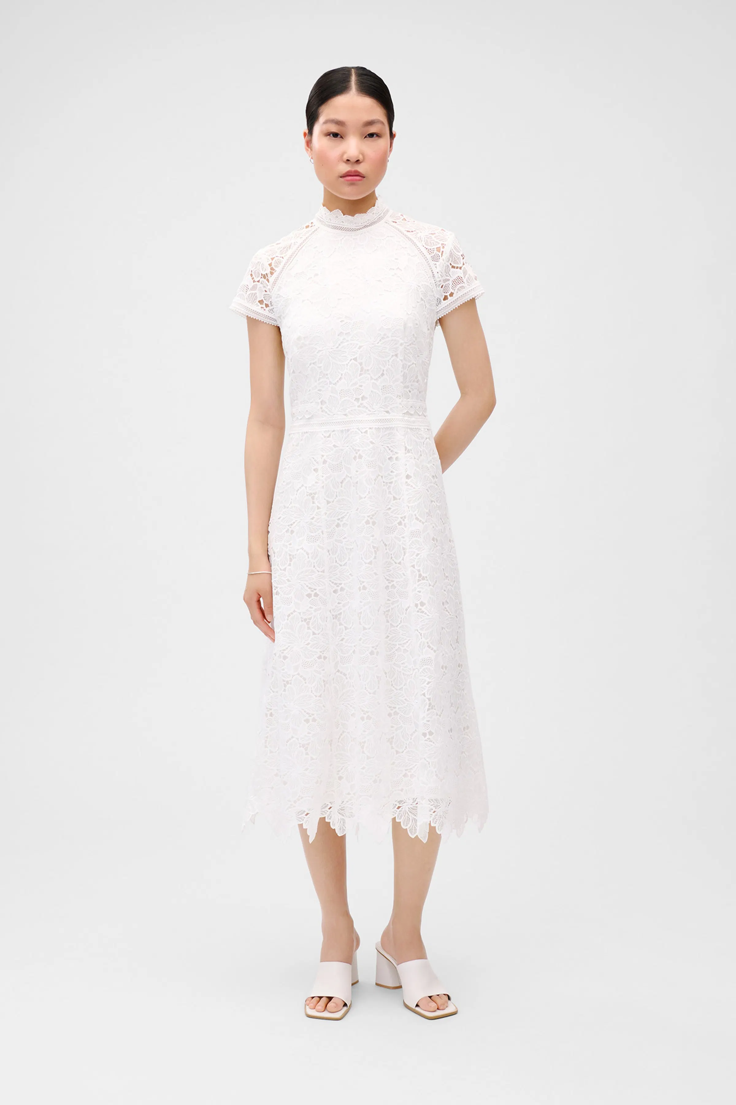 IONESSY Dress LOOKBOOK FRONT 30600314-WH010