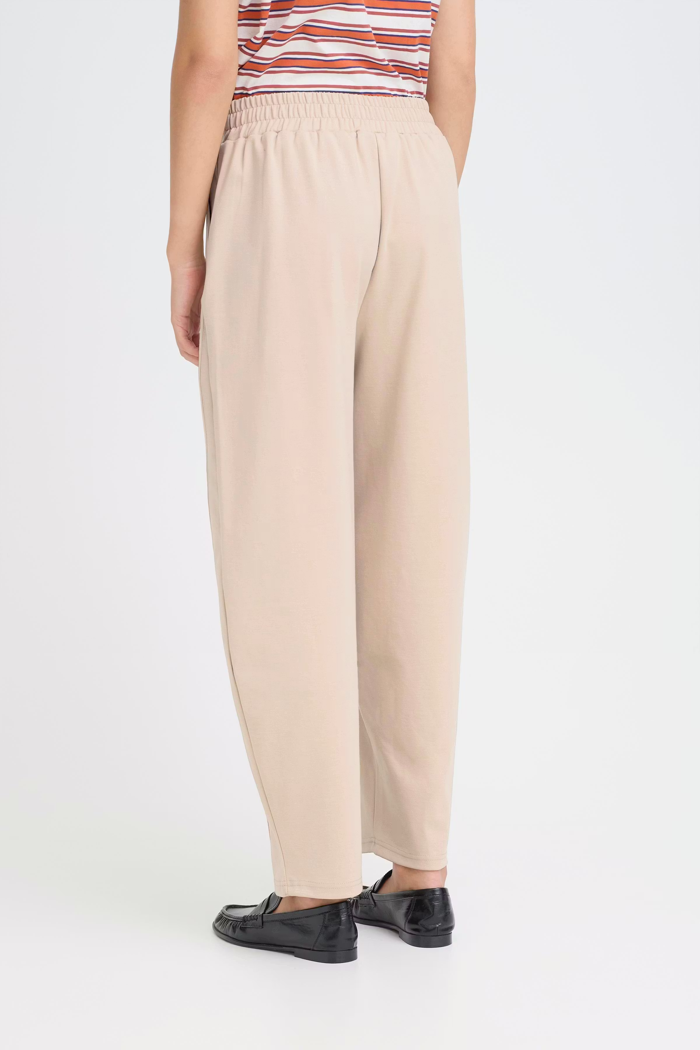 IXKATE BARREL  Hose LOOKBOOK BACK 20123727-151308