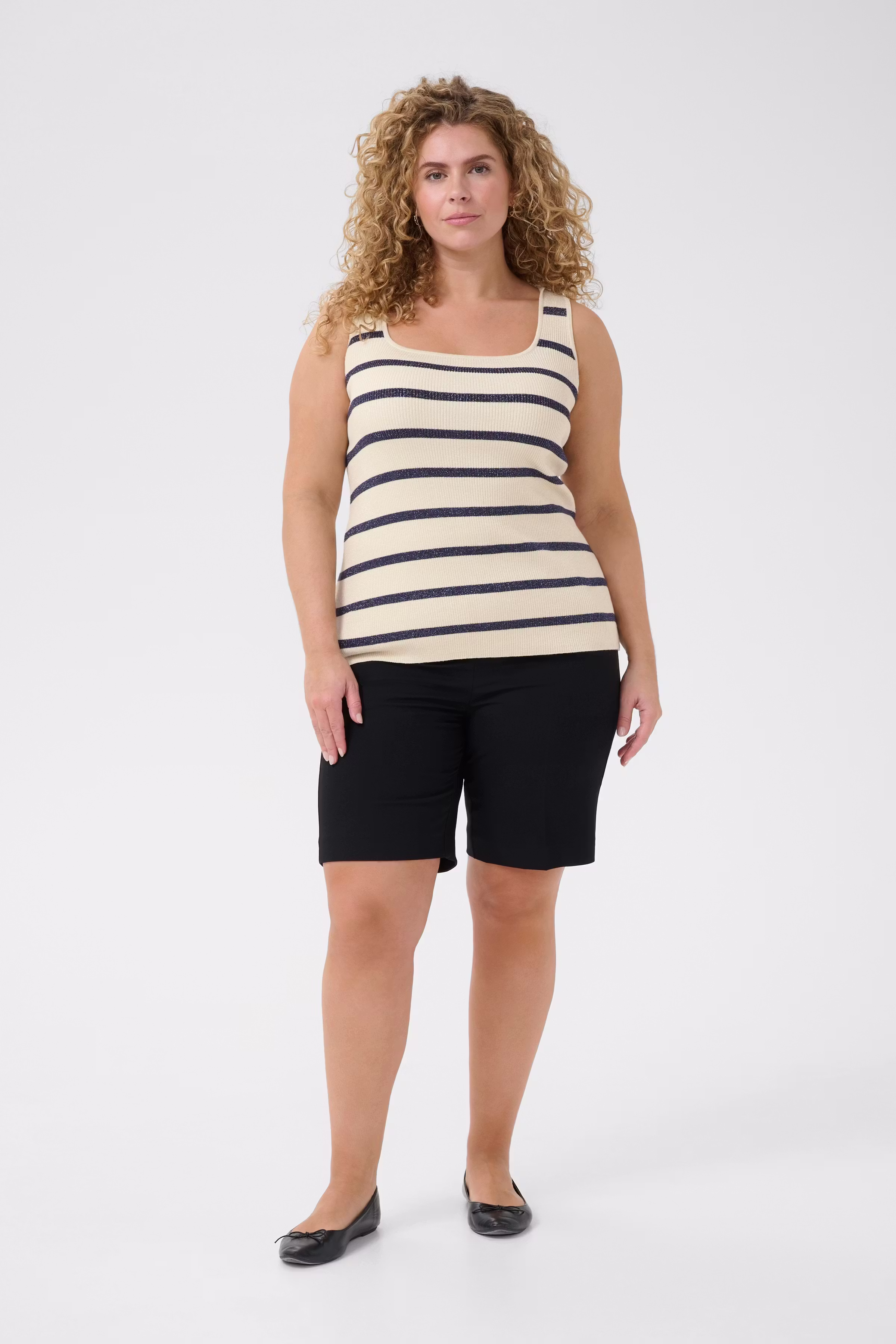 KCmorina Pullover LOOKBOOK FRONT 10583253-107445
