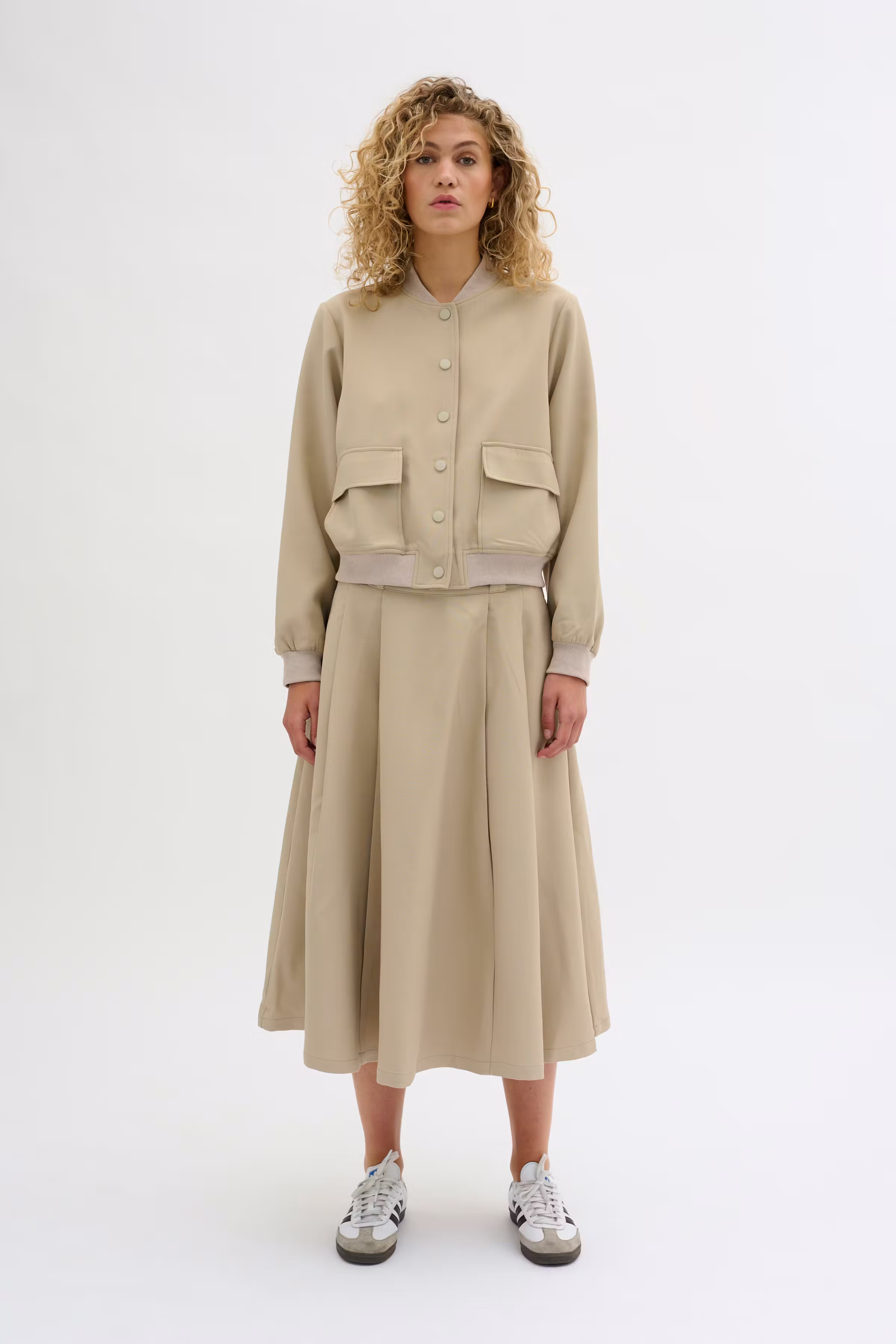 MeganMW Rock LOOKBOOK FRONT 10704594-161104