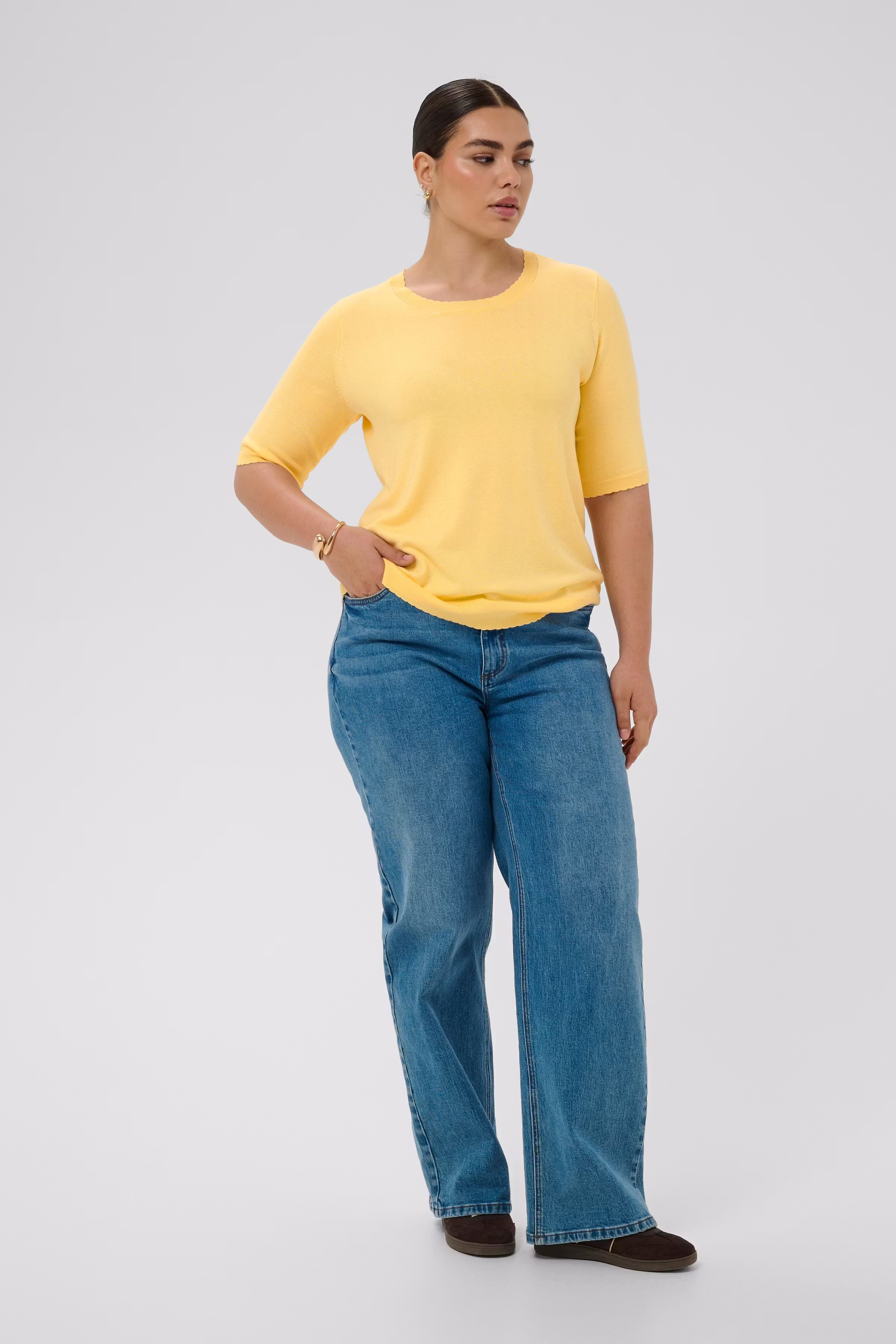 KClizzy Pullover LOOKBOOK FRONT 10584482-130822