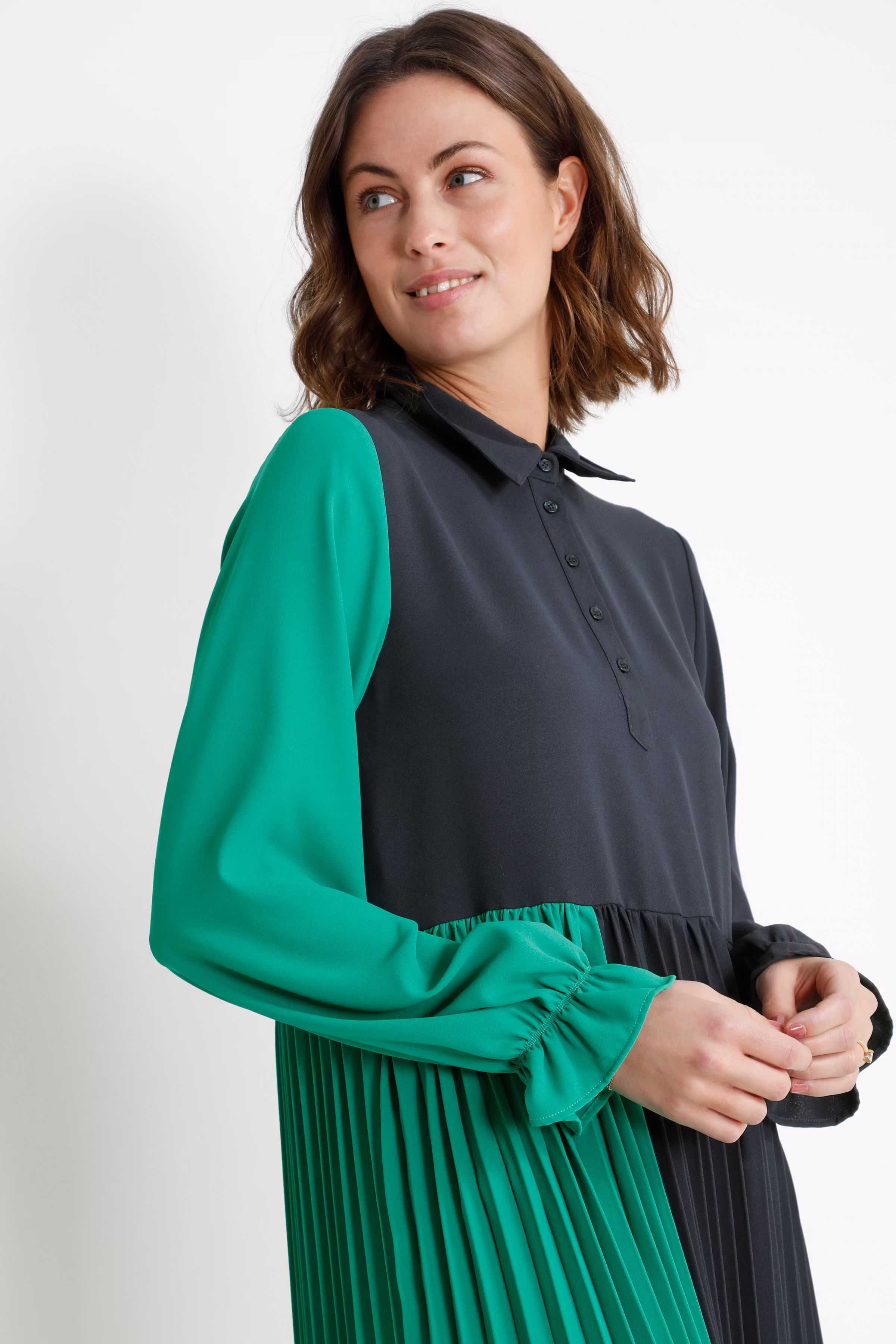 CUbetty Kjole LOOKBOOK DETAIL 50108039-194011