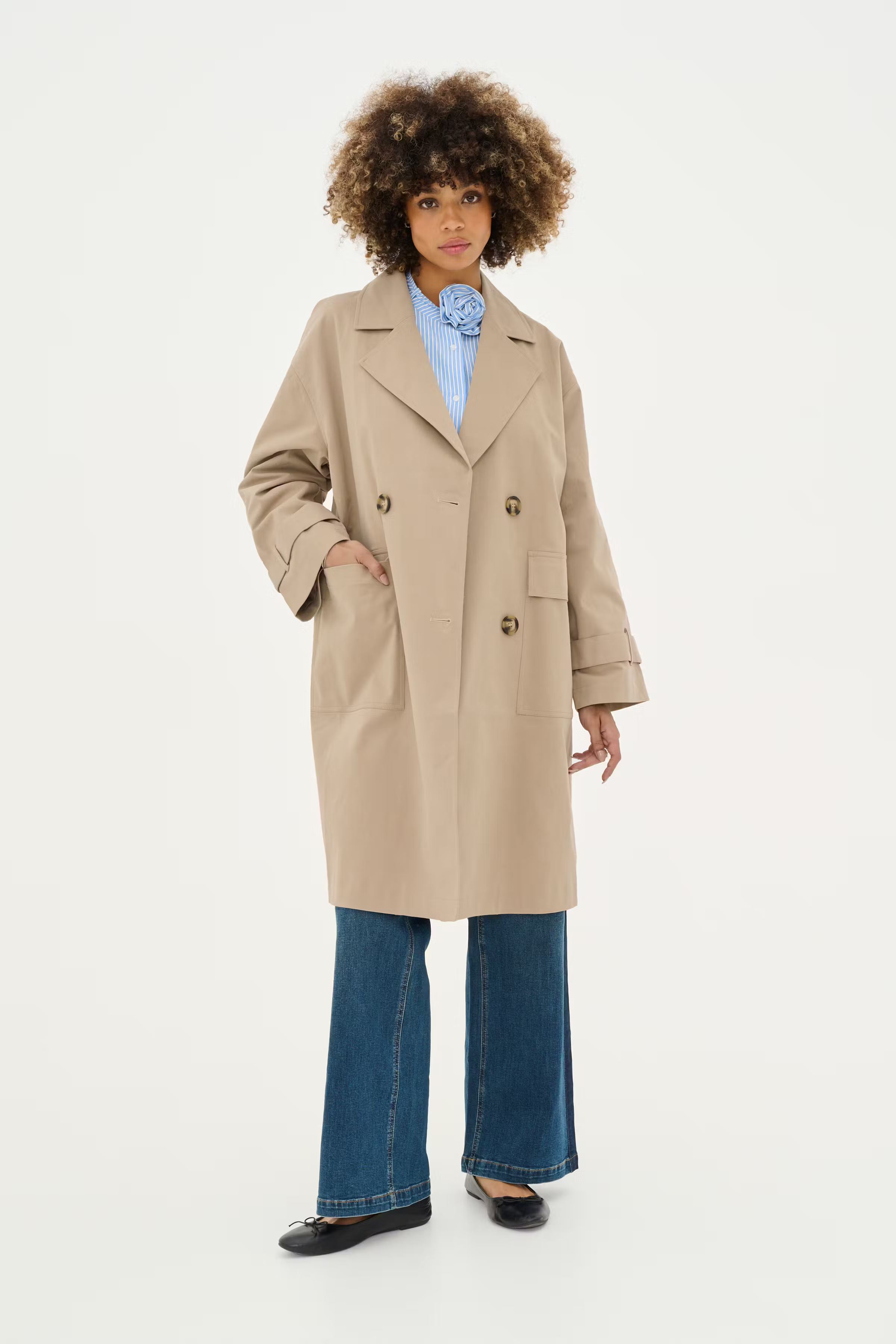 CUaugustina Trenchcoat mit Stickerei LOOKBOOK FRONT 50110718-171009
