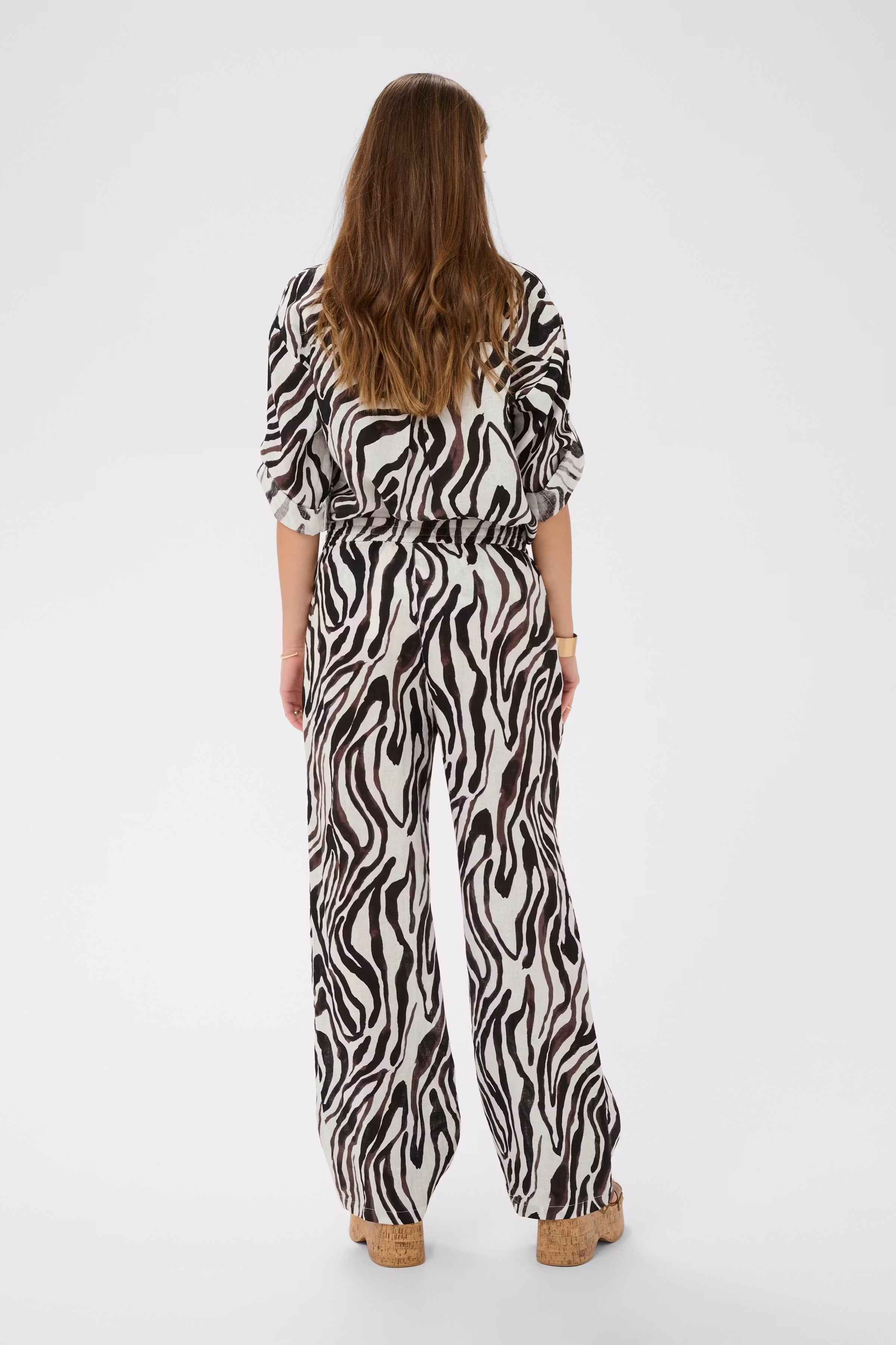 CRBellis Trousers LOOKBOOK BACK 10615410-109051