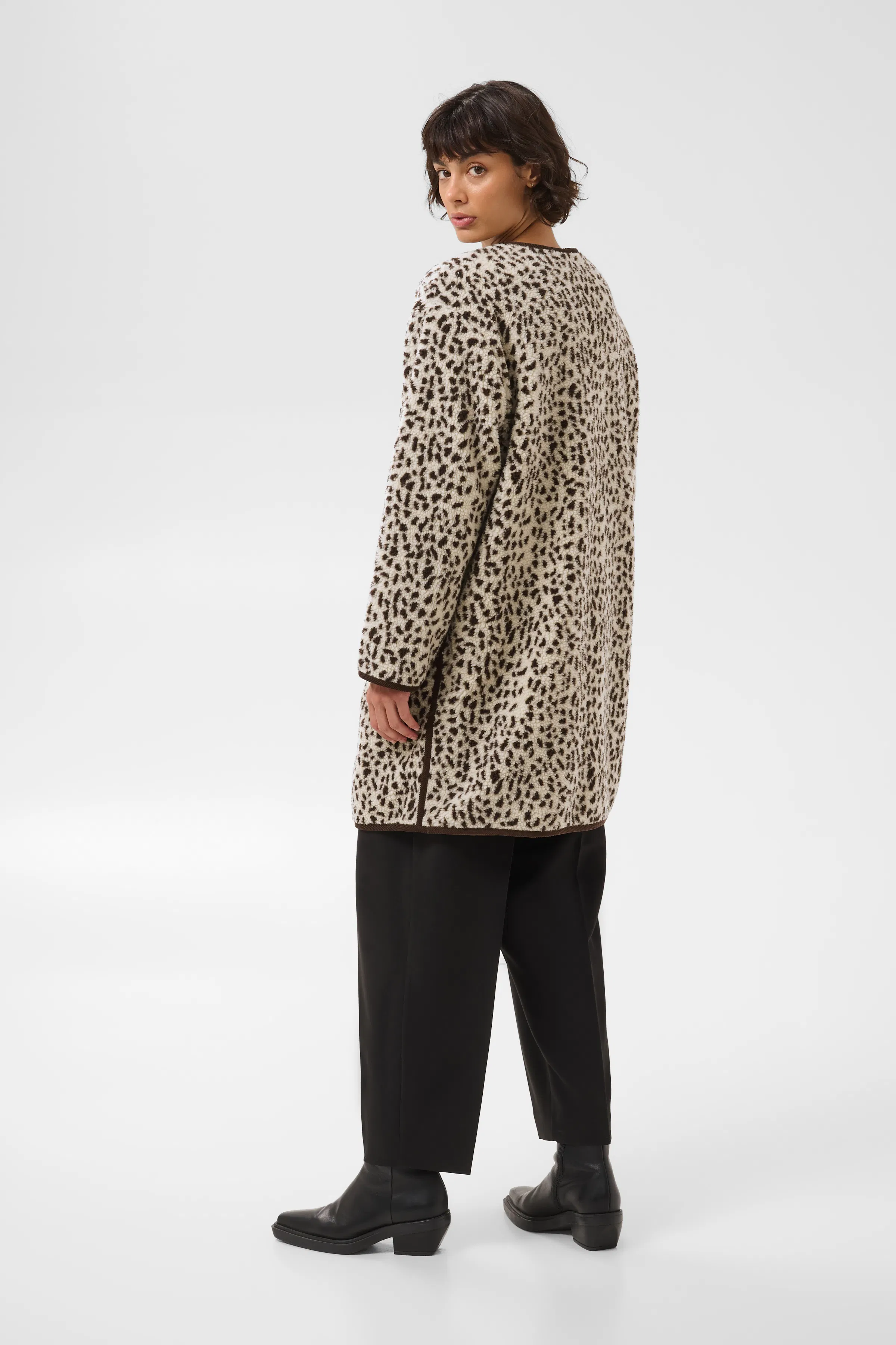 CatyaPW Frakke LOOKBOOK BACK 30310631-305034