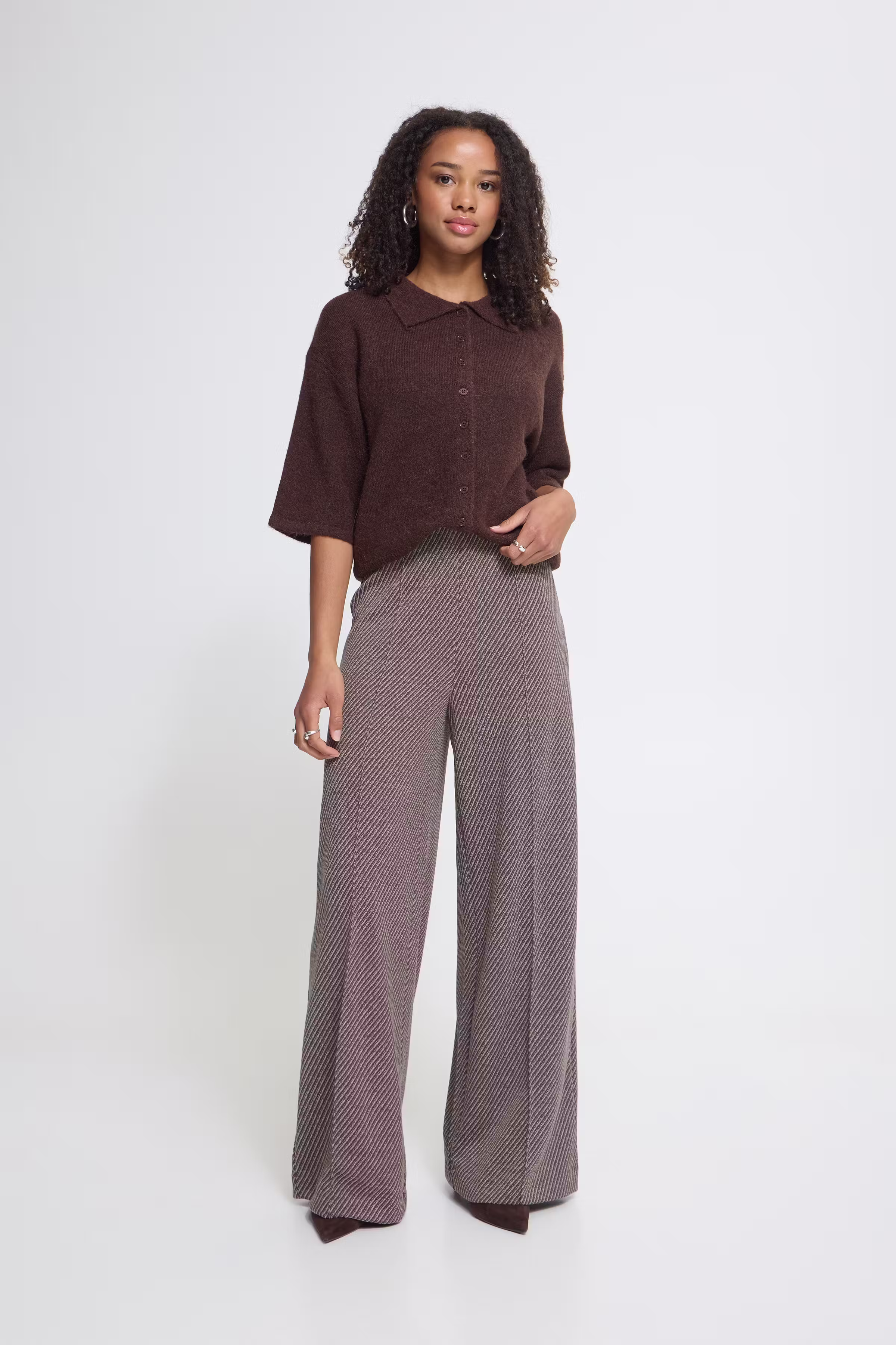 IHKATE Trousers LOOKBOOK FRONT 20127083-900009668
