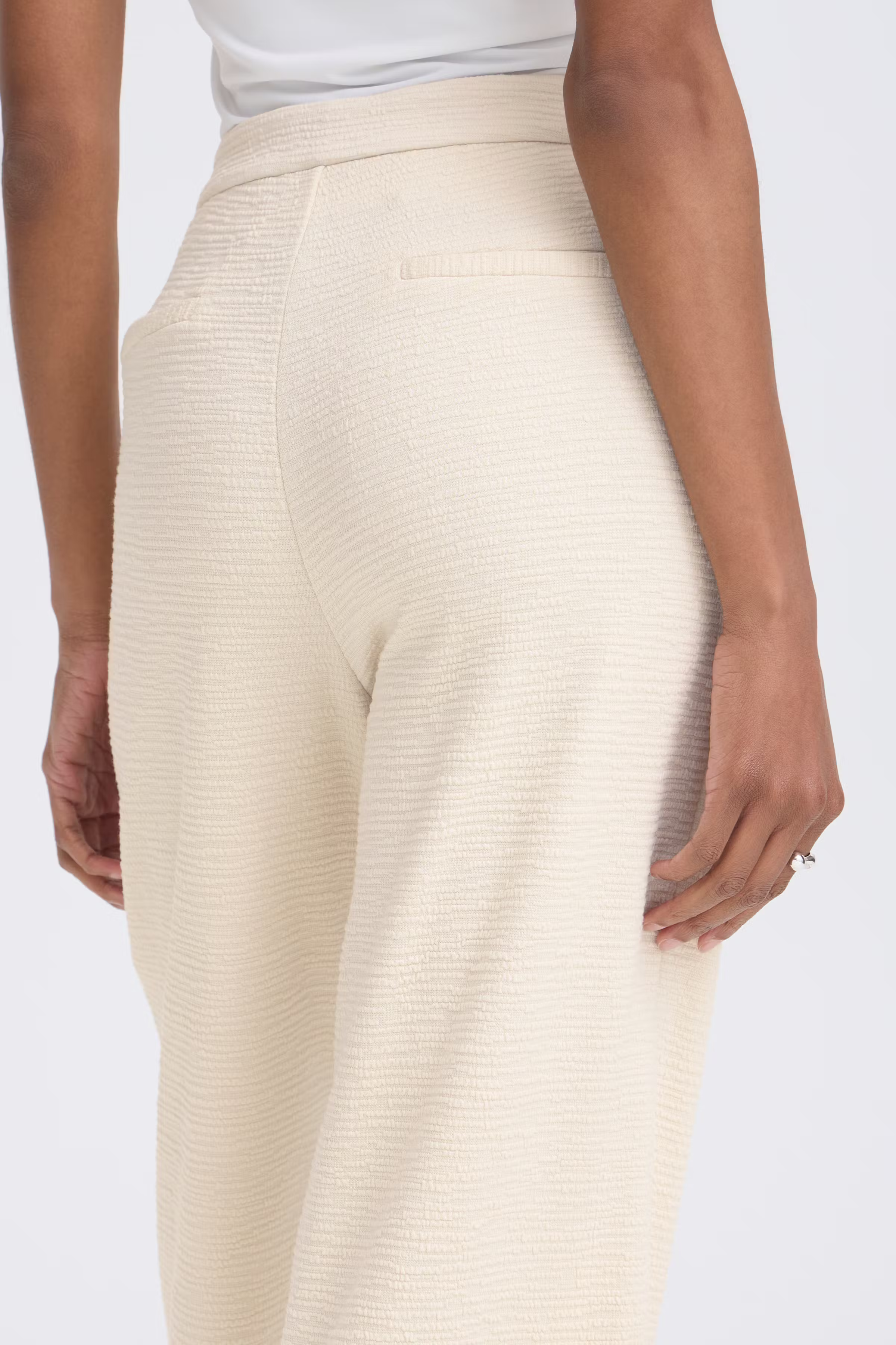 IHKATE Bukser LOOKBOOK DETAIL 20125614-124301