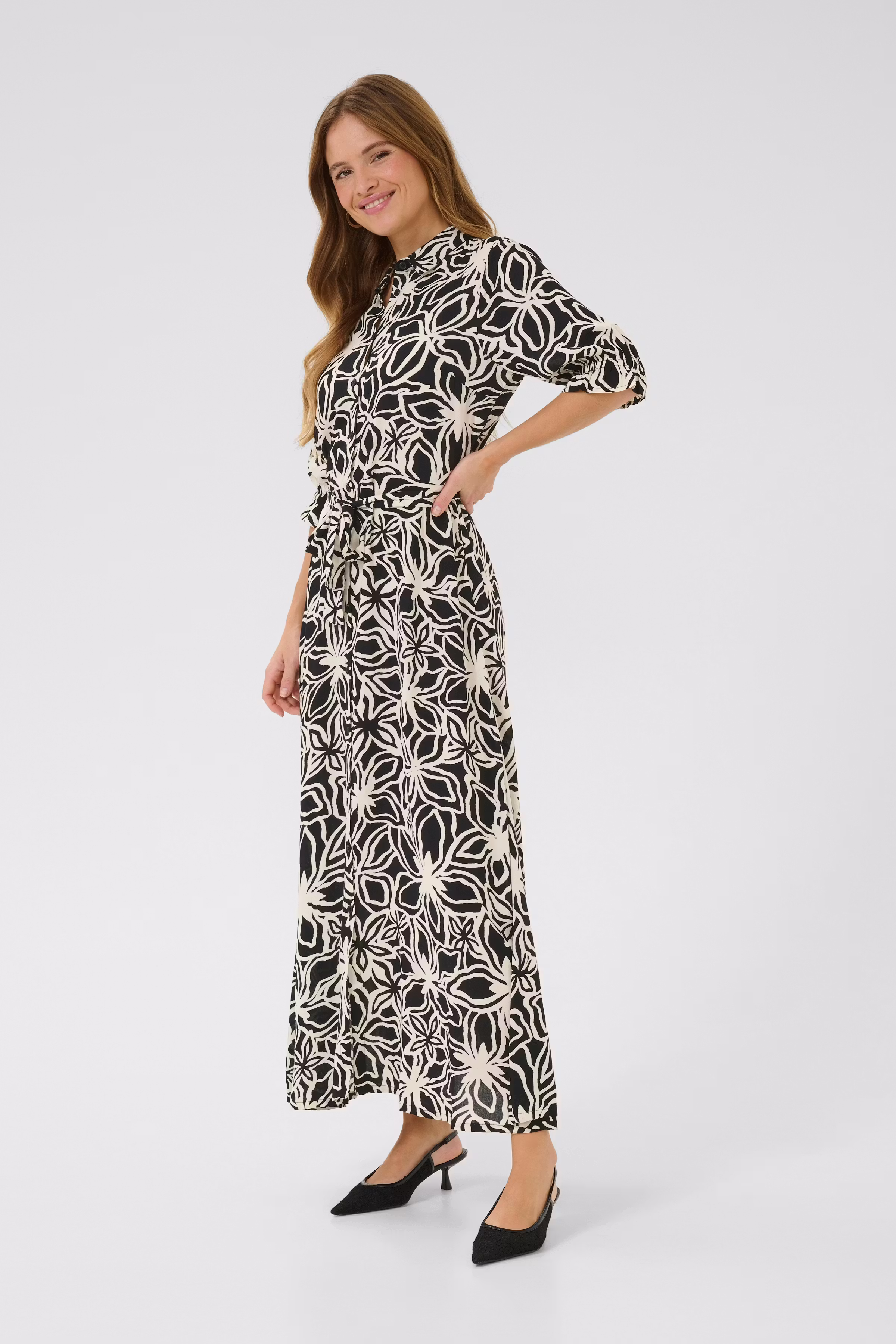 KAmira Kleid LOOKBOOK FRONT 10509807-107080