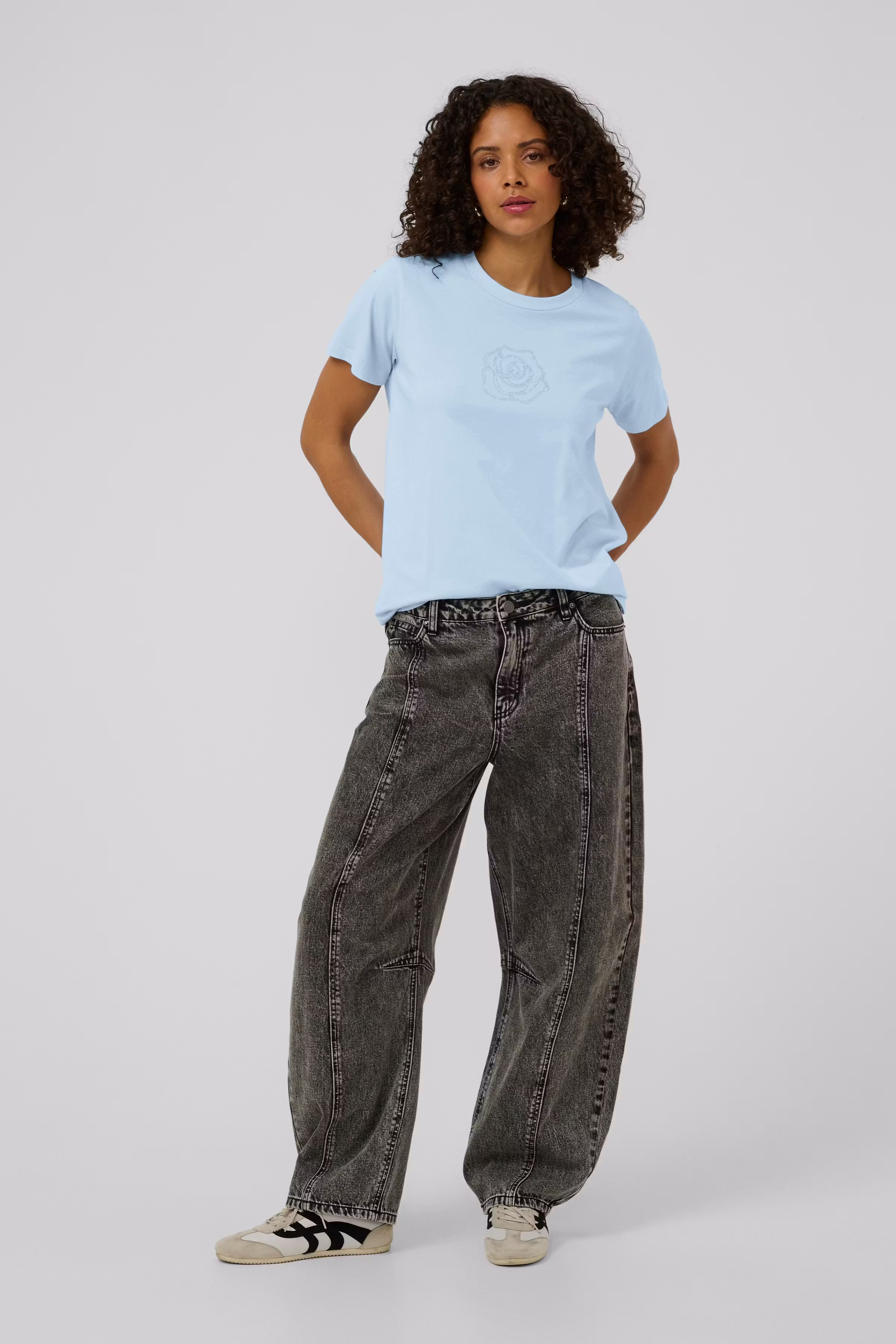 KAjean T-shirt LOOKBOOK FRONT 10511081-144214