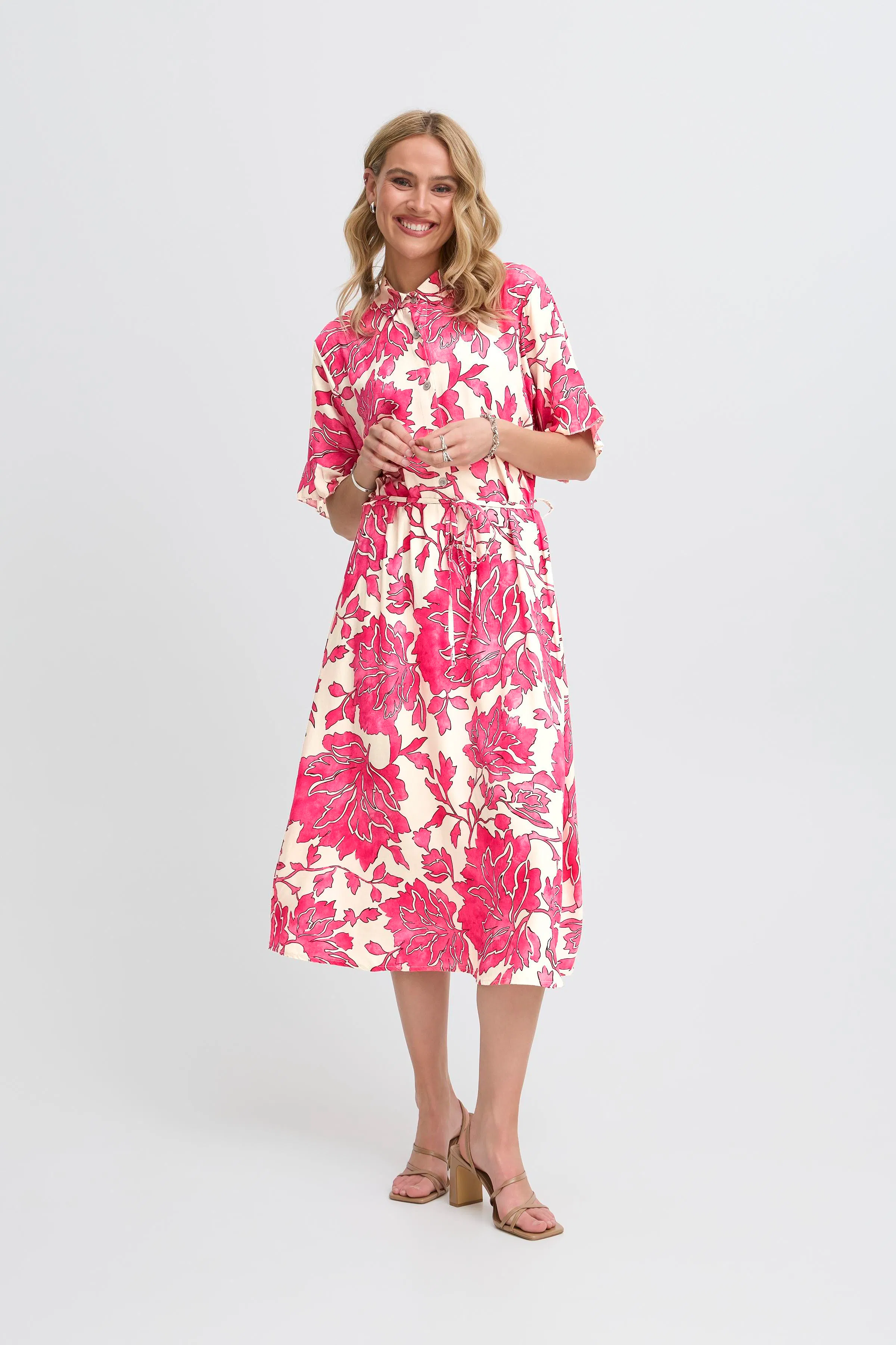 SBINJA Kjole LOOKBOOK FRONT 22101003-182133