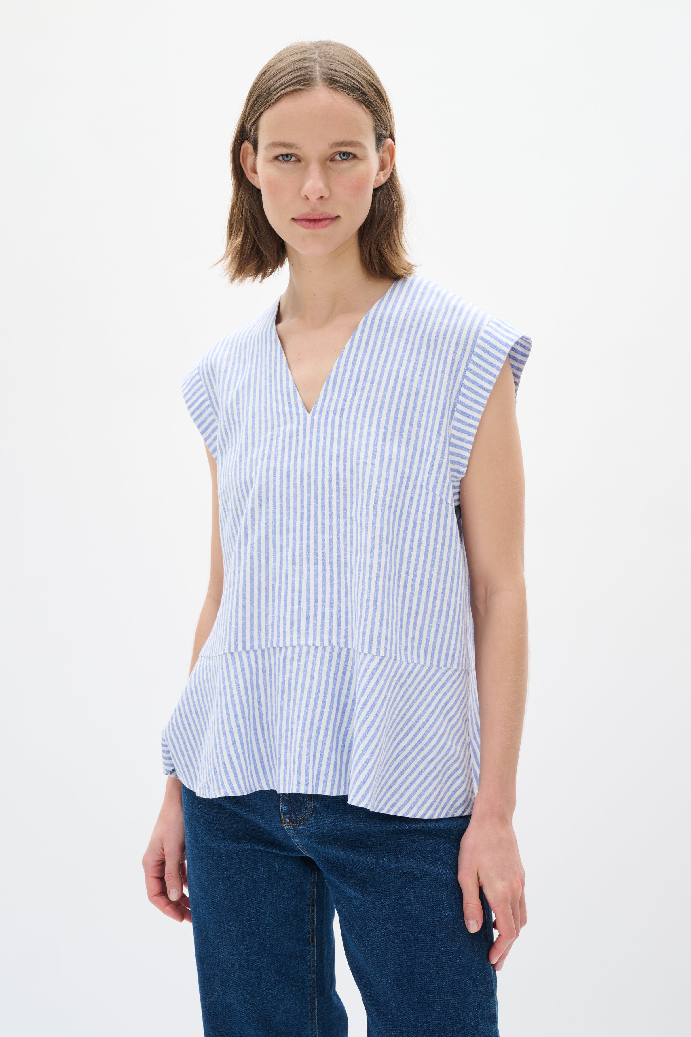 RimoneIW Linnen Top LOOKBOOK FRONT 30110361-300012