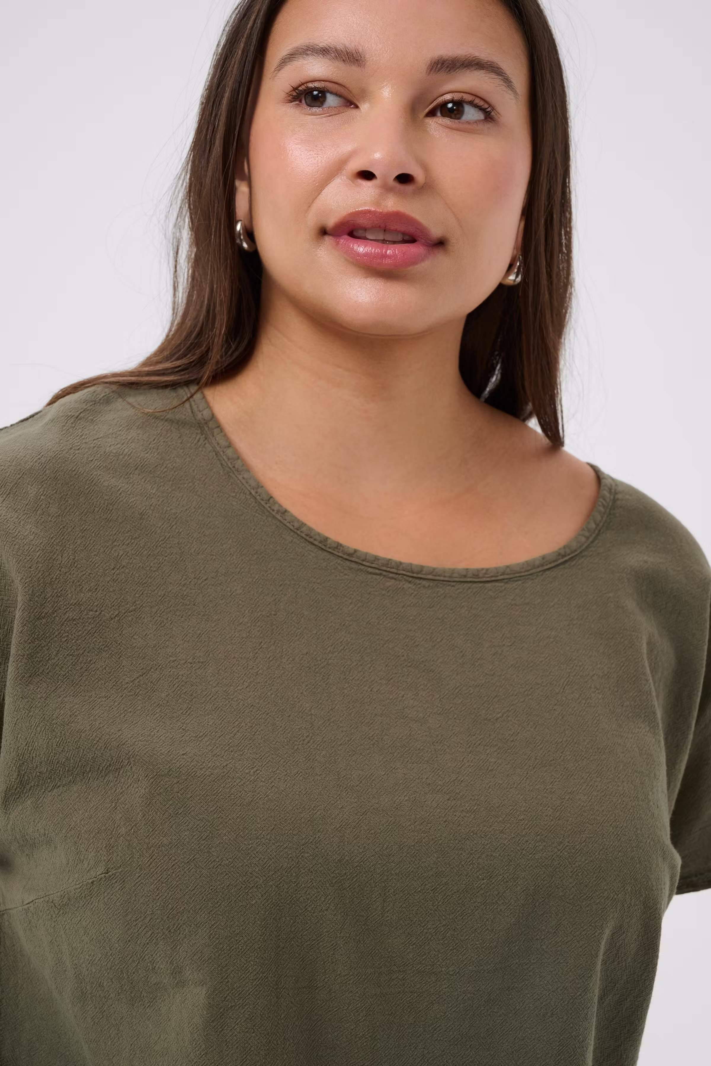 KCnana Blouse LOOKBOOK DETAIL 10583965-190511