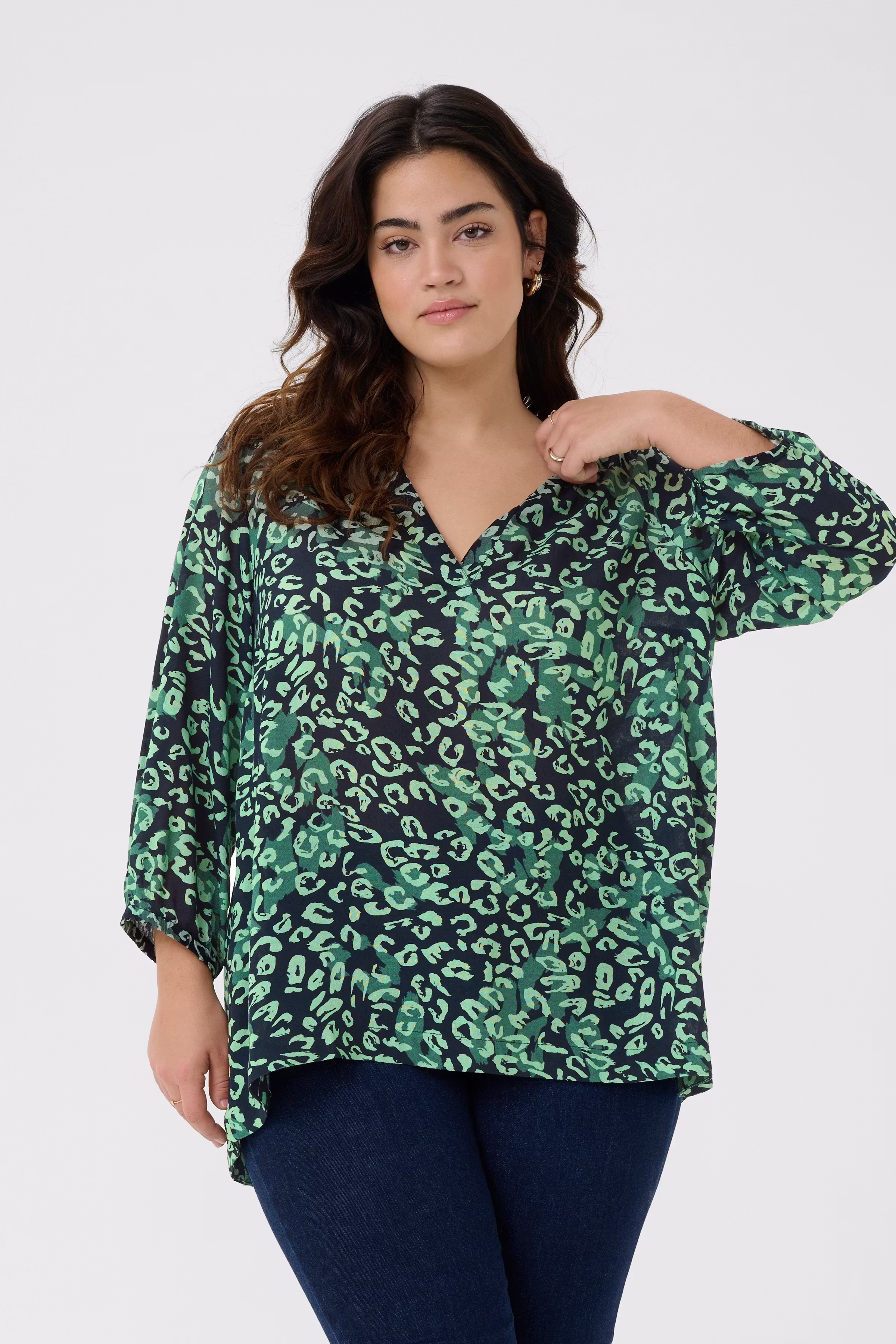 KCjanni Blouse LOOKBOOK FRONT 10583340-107831