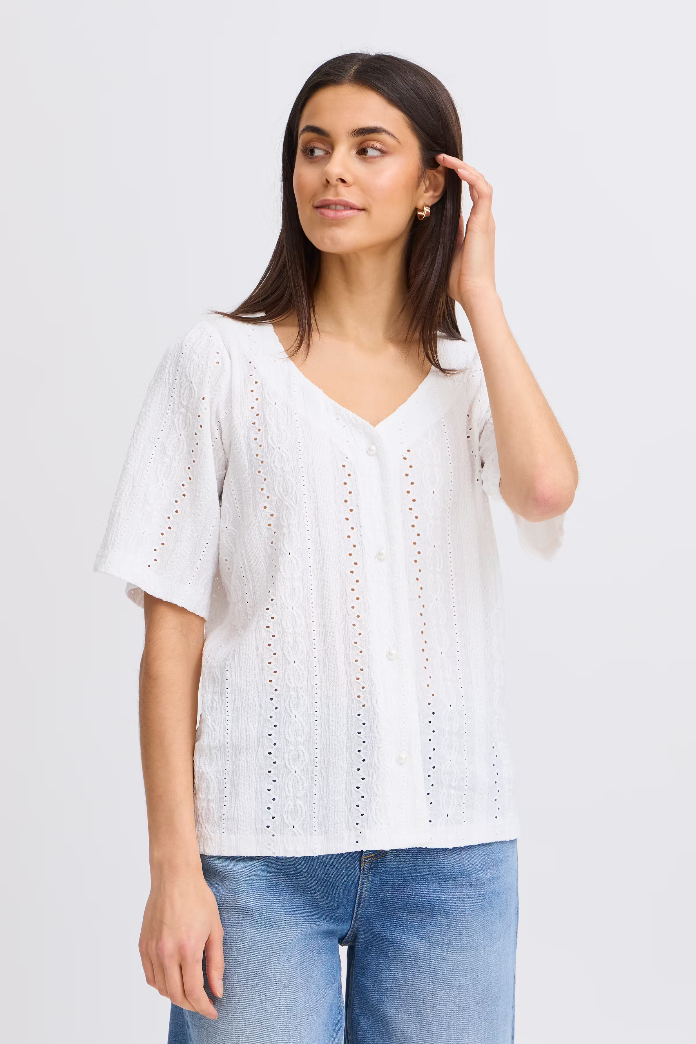 FREMIRA T-shirt LOOKBOOK FRONT 20615830-110602