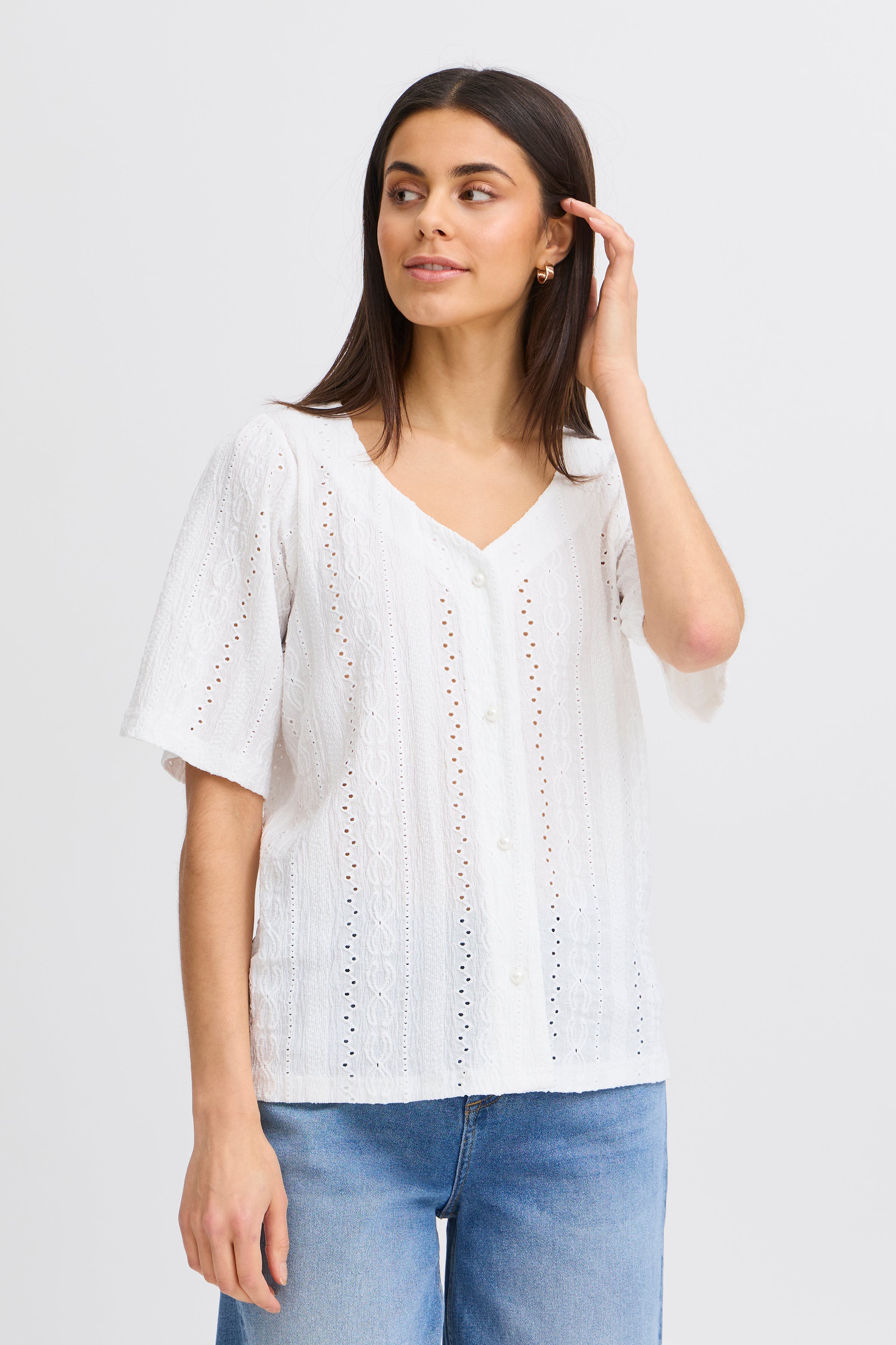 FREMIRA T-shirt LOOKBOOK FRONT 20615830-110602