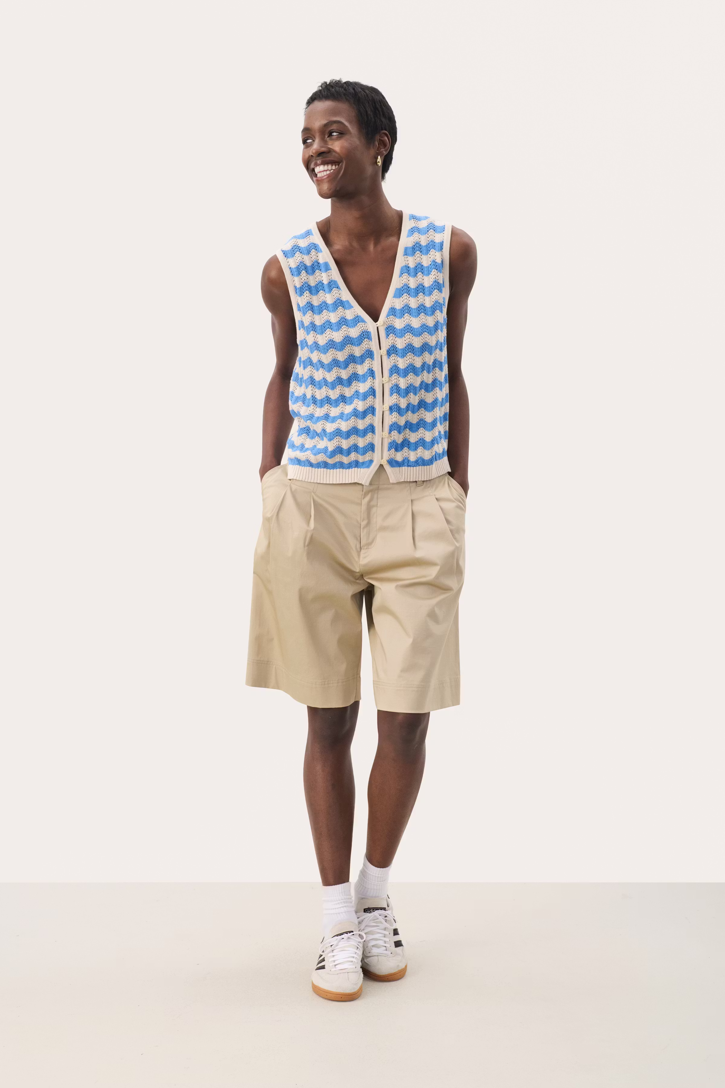 RosellaPW Vest LOOKBOOK FRONT 30309680-303765