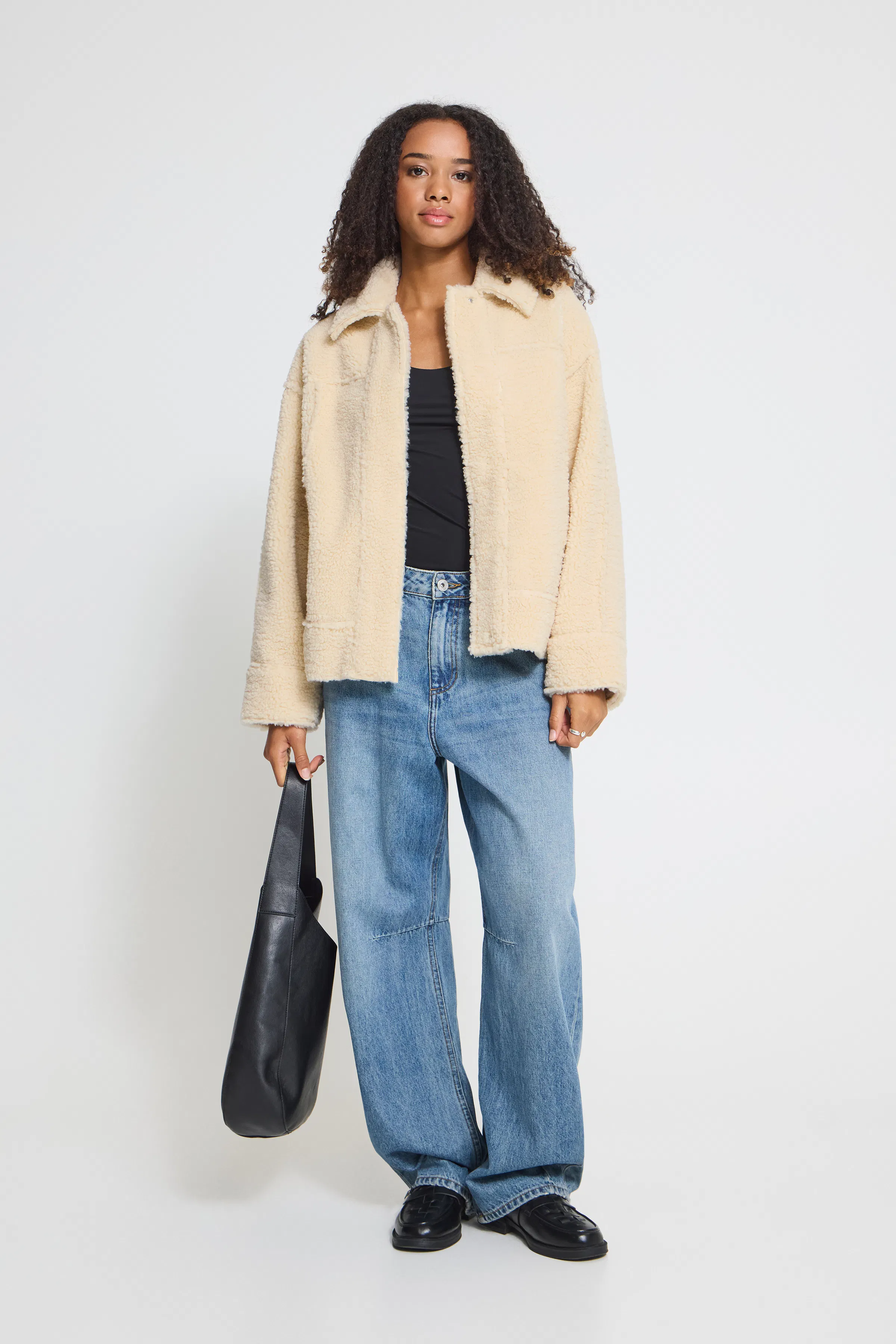 IHELIVAZ Ytterplagg LOOKBOOK FRONT 20125843-124301