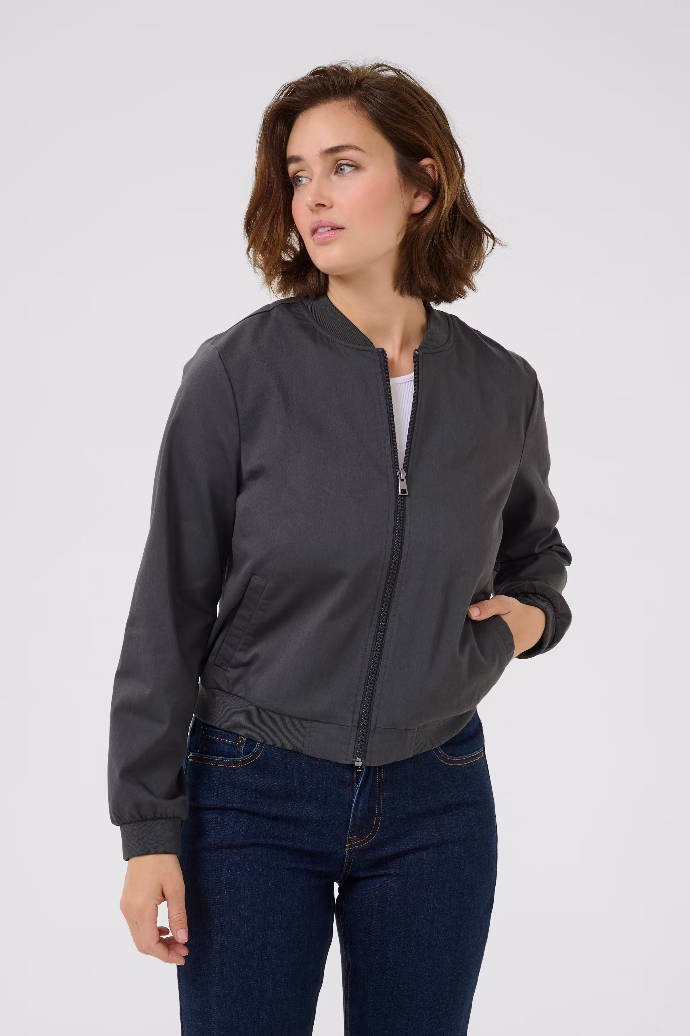 KAlea Causal jas LOOKBOOK FRONT 10506751-190205