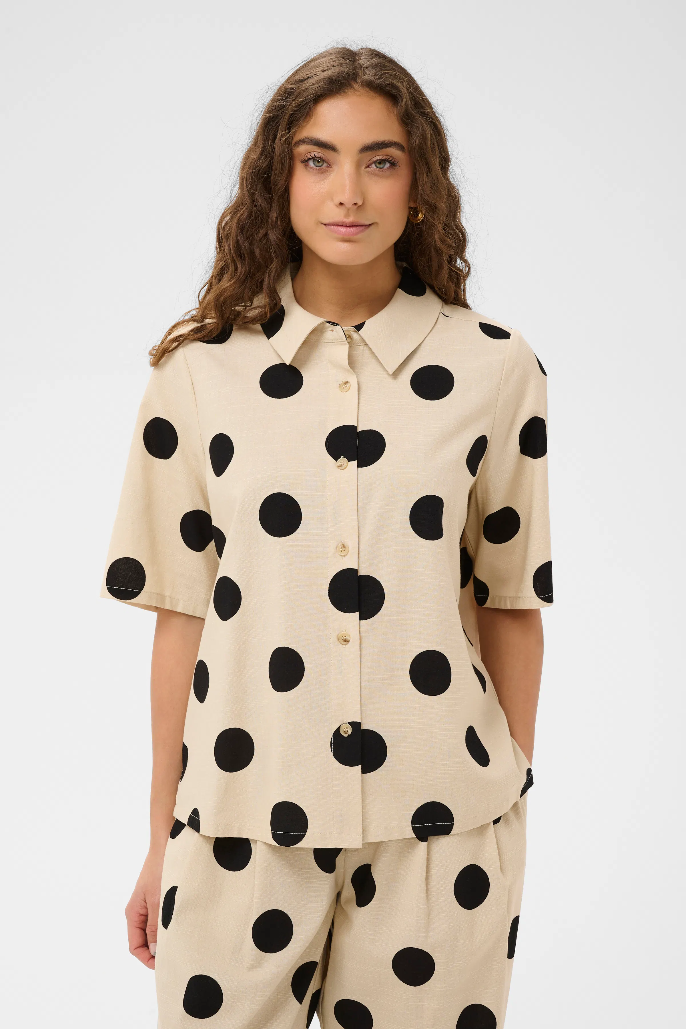 CUtika Skjorte LOOKBOOK FRONT 50113042-109330