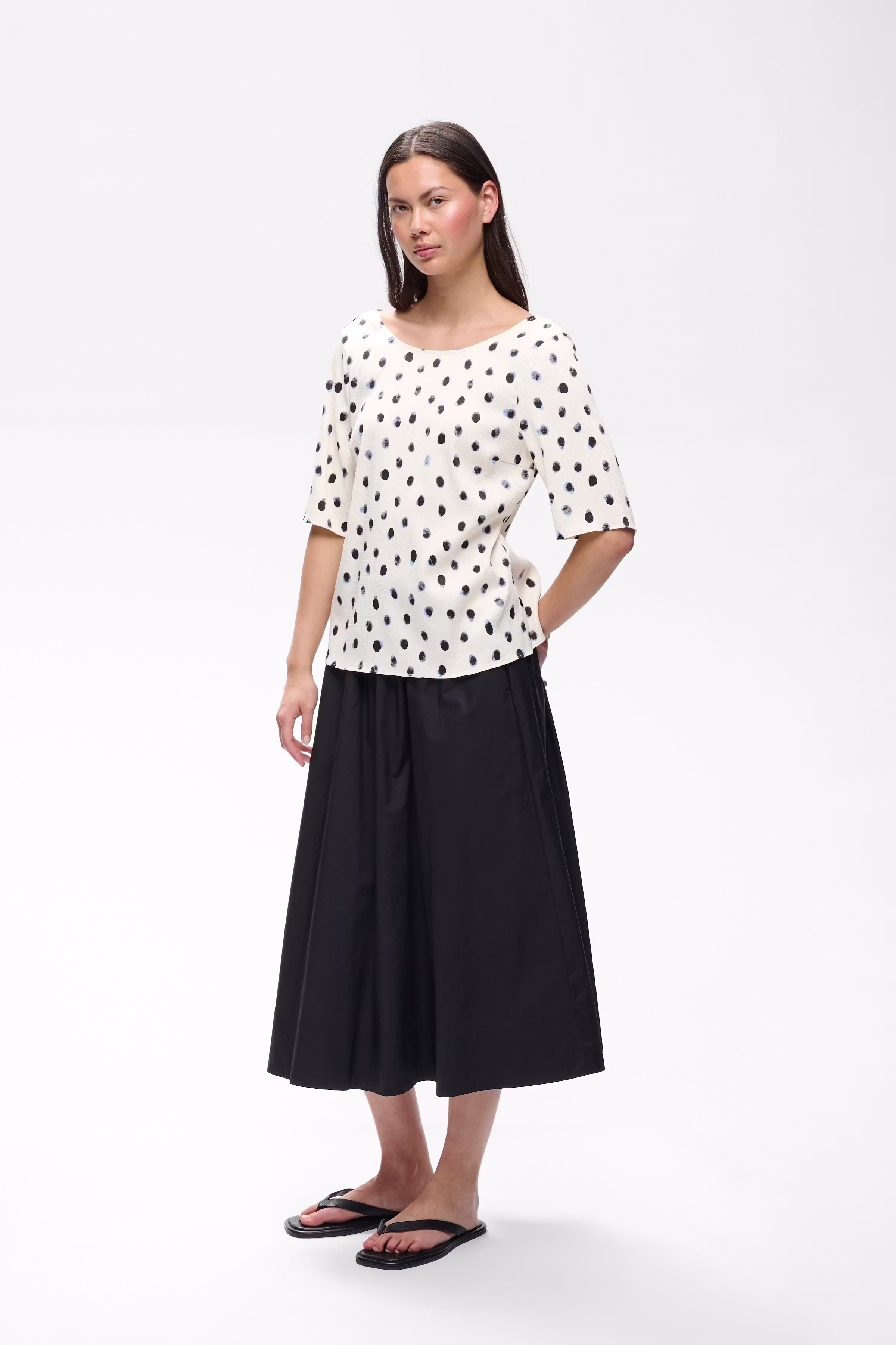 HENRIIW Top LOOKBOOK FRONT 30113103-900009019