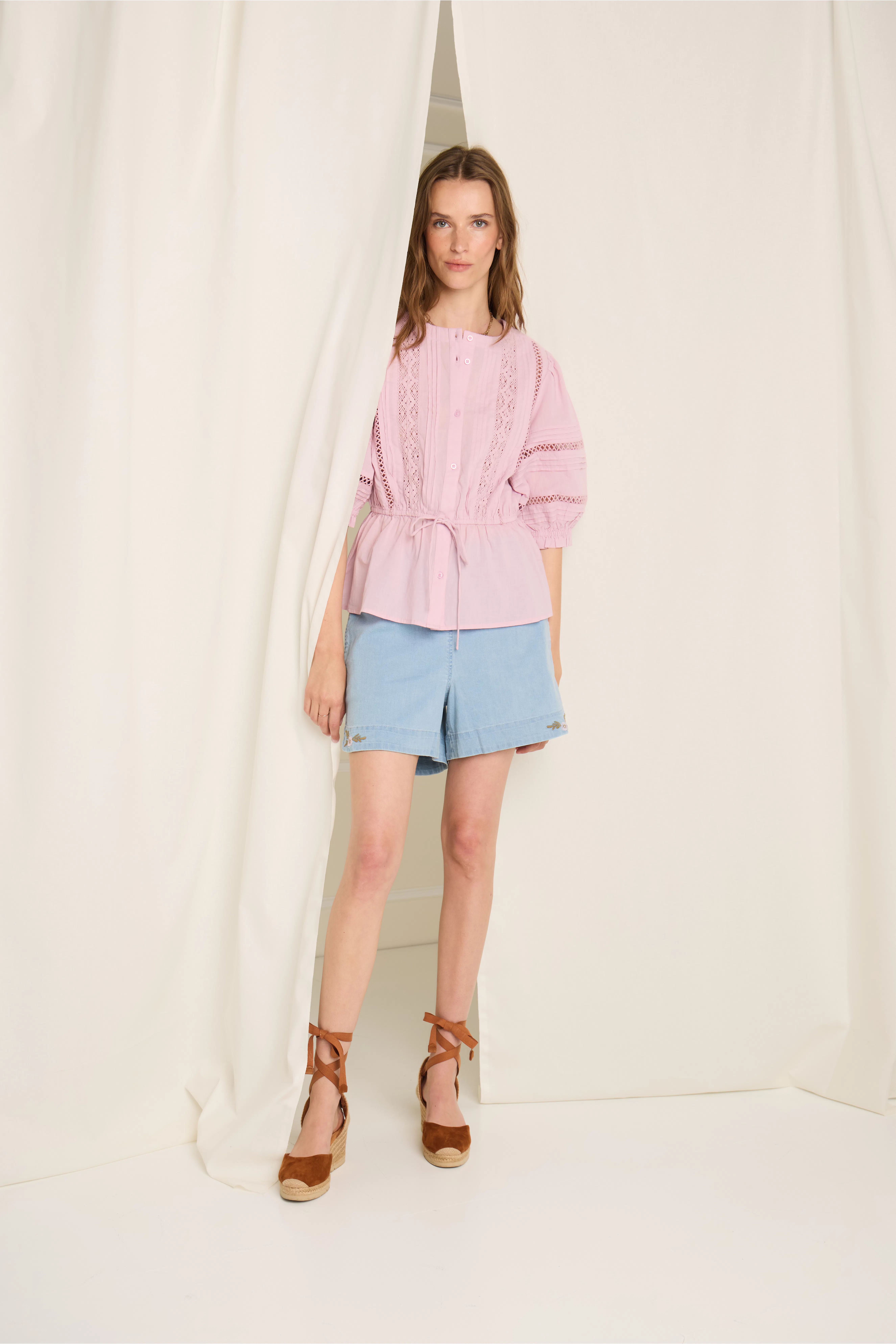 IRTRICA Shorts LOCATION NONE 20125378-900000241