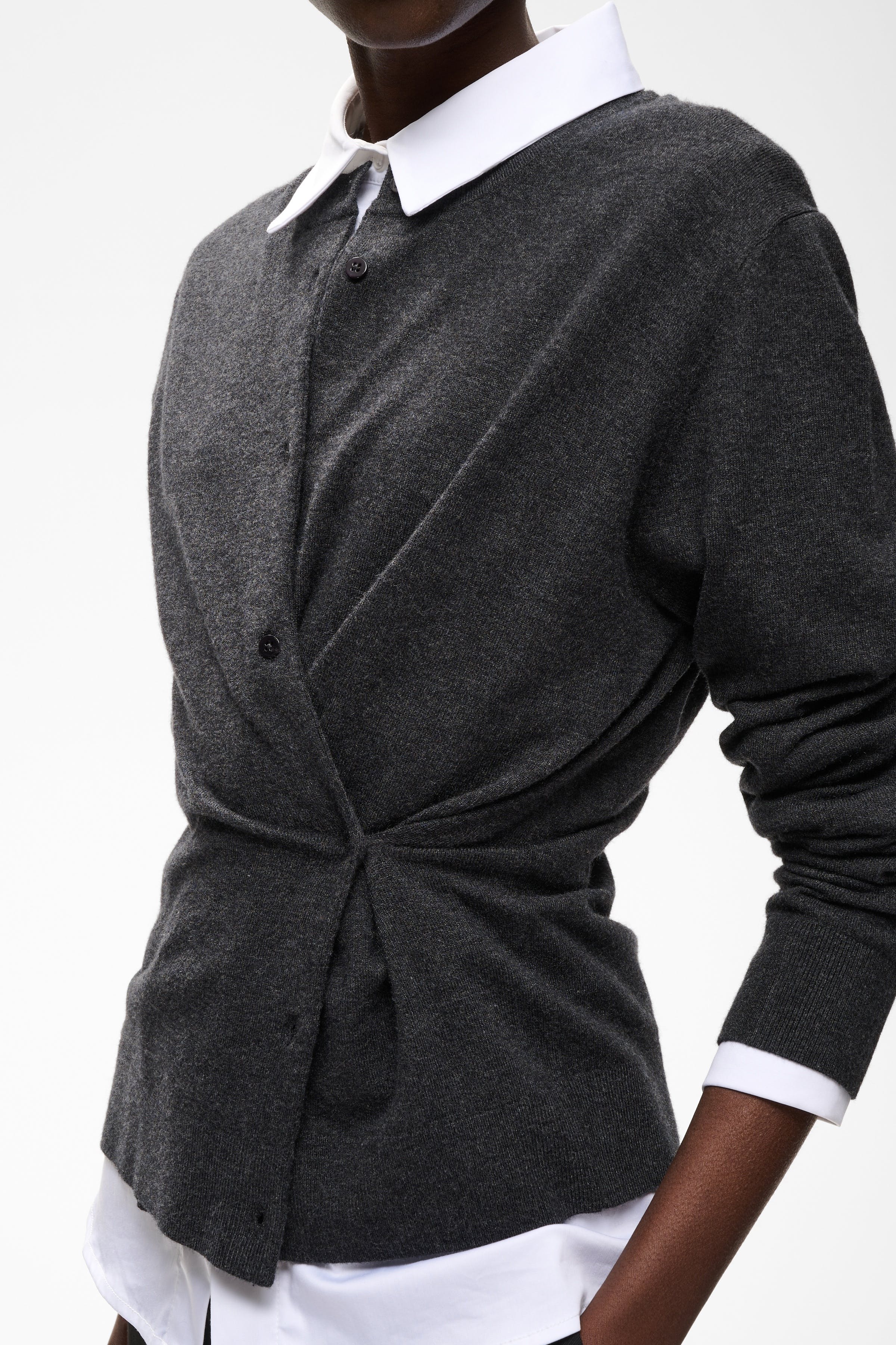 ZandraIW Cardigan LOOKBOOK DETAIL 30111375-300596