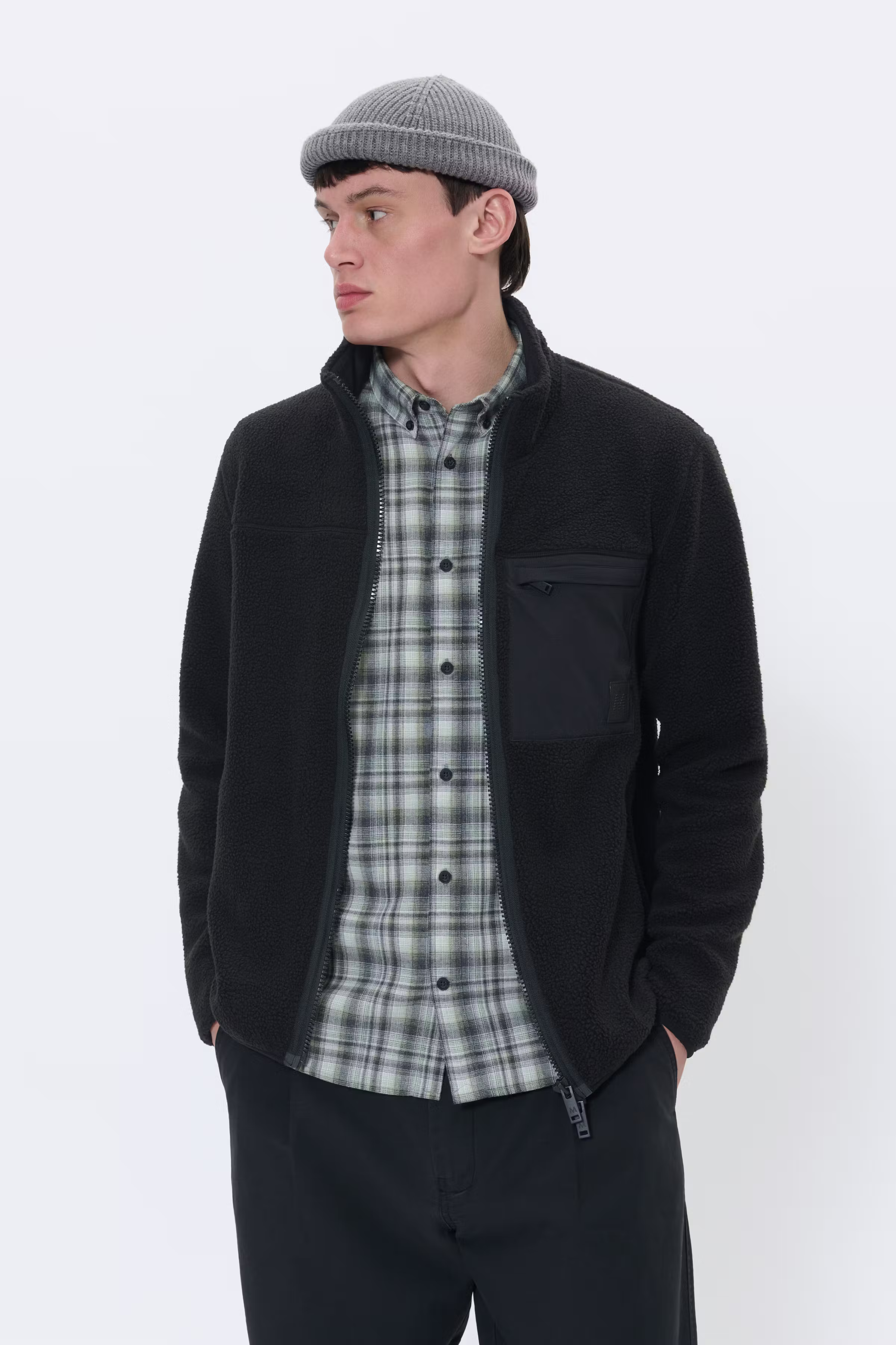 MAisaac Fleece Cardigan LOCATION NONE 30206235-300275