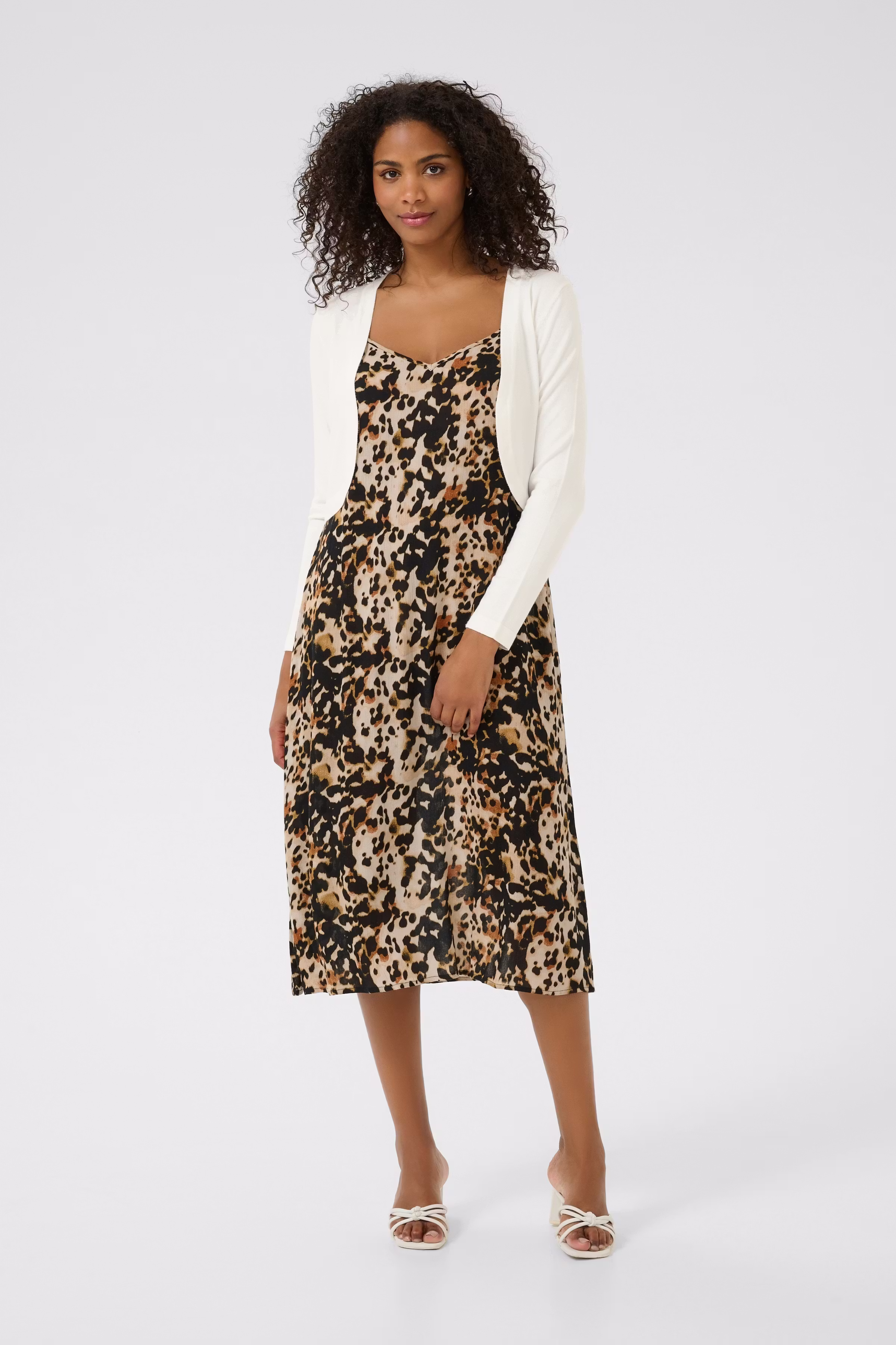 KAAstrid Bolero LOOKBOOK FRONT 500020-50003